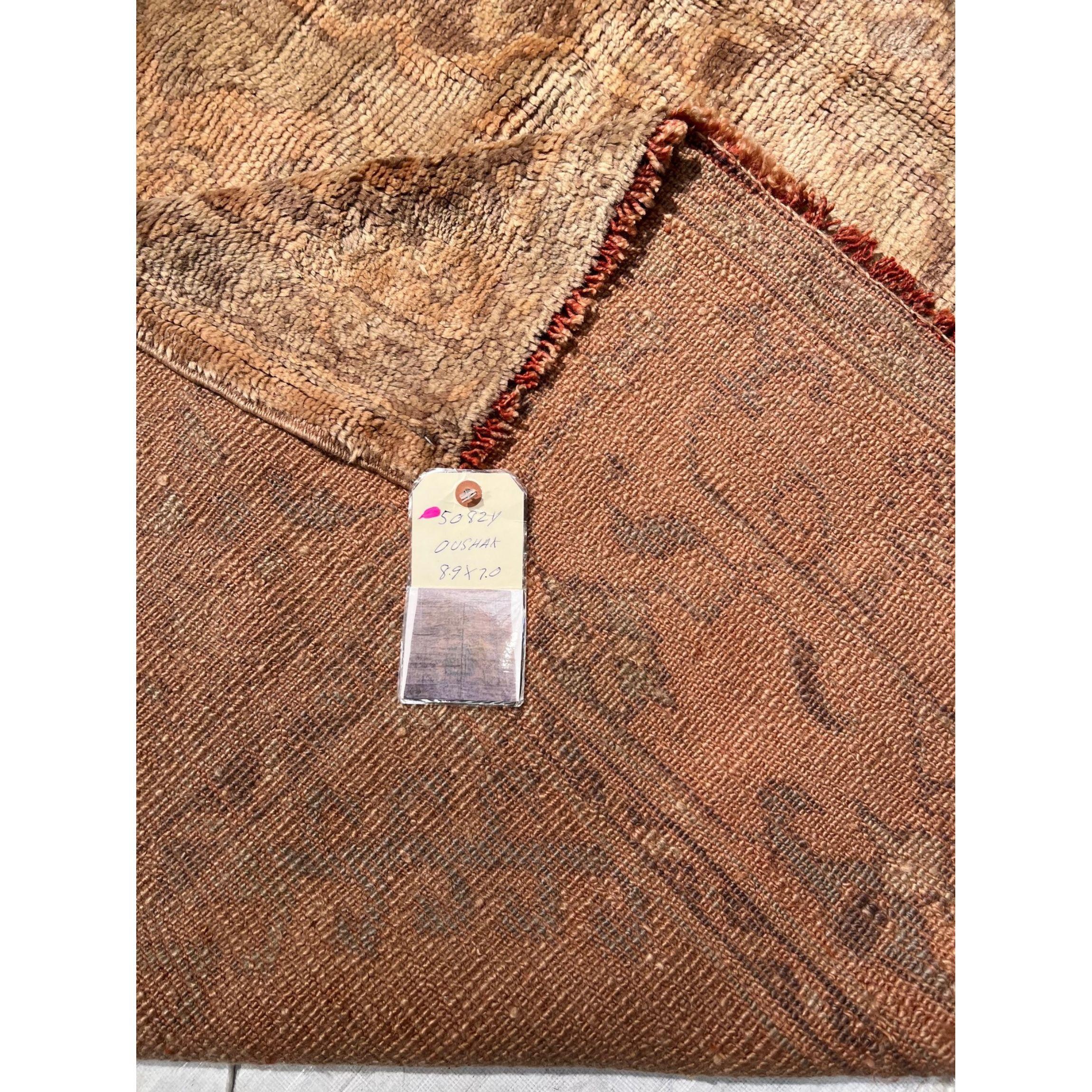 Antique Oushak Rug 8.9x7 In Good Condition For Sale In Los Angeles, US