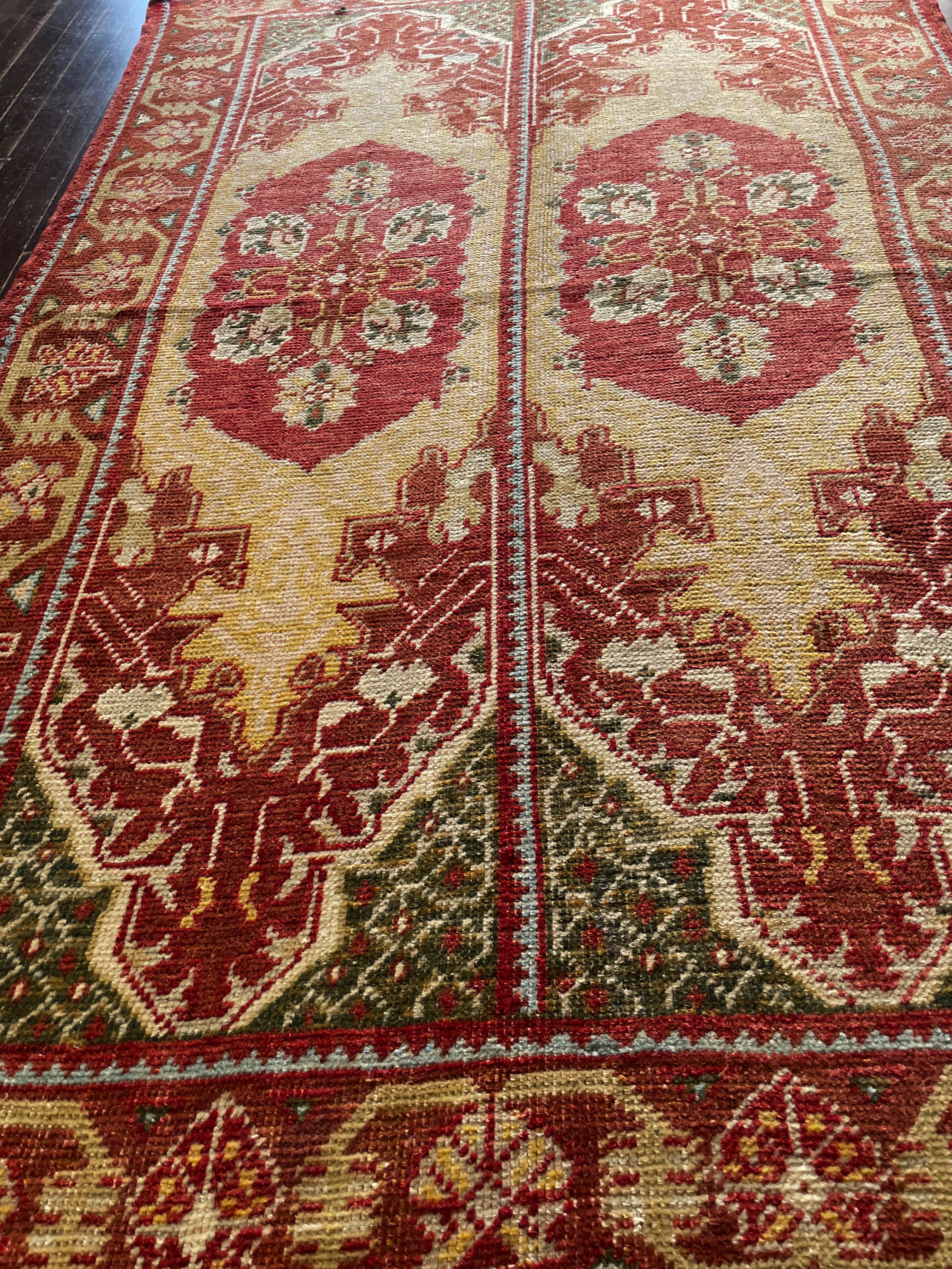 Antique Oushak Rug, Double Prayer In Good Condition For Sale In Evanston, IL