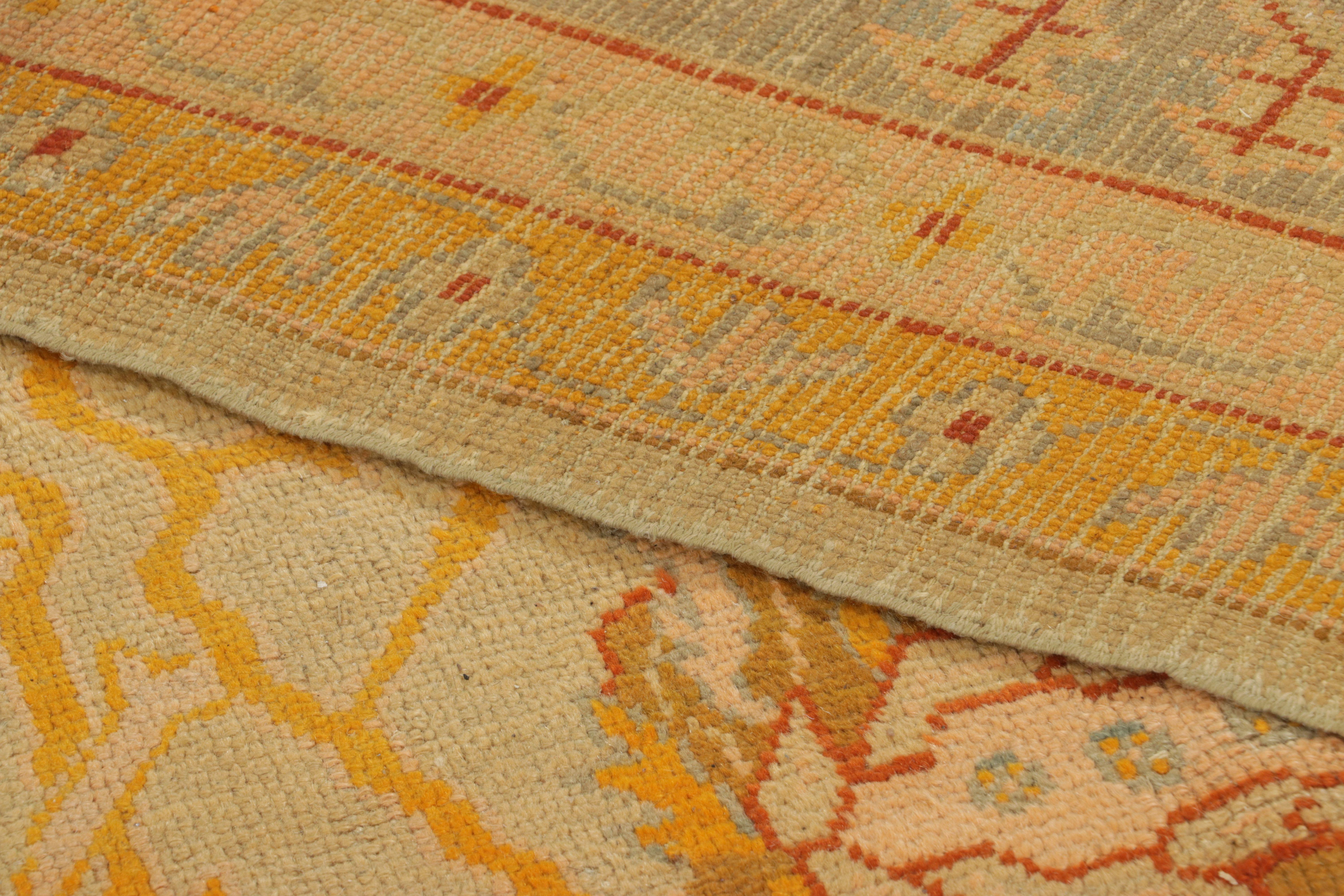 Antiker Oushak-Teppich, fabelhaftes Hellblau mit goldenen Blumenmustern - Rug & Kilim (Frühes 20. Jahrhundert) im Angebot
