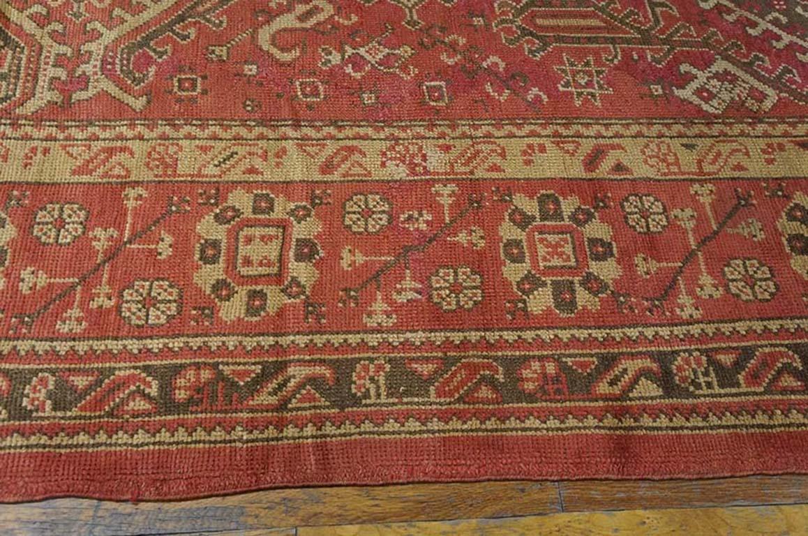 Antique Oushak Carpet In Good Condition For Sale In New York, NY