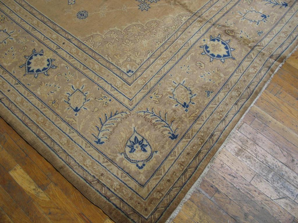 Early 20th Century Antique Oushak Rug For Sale