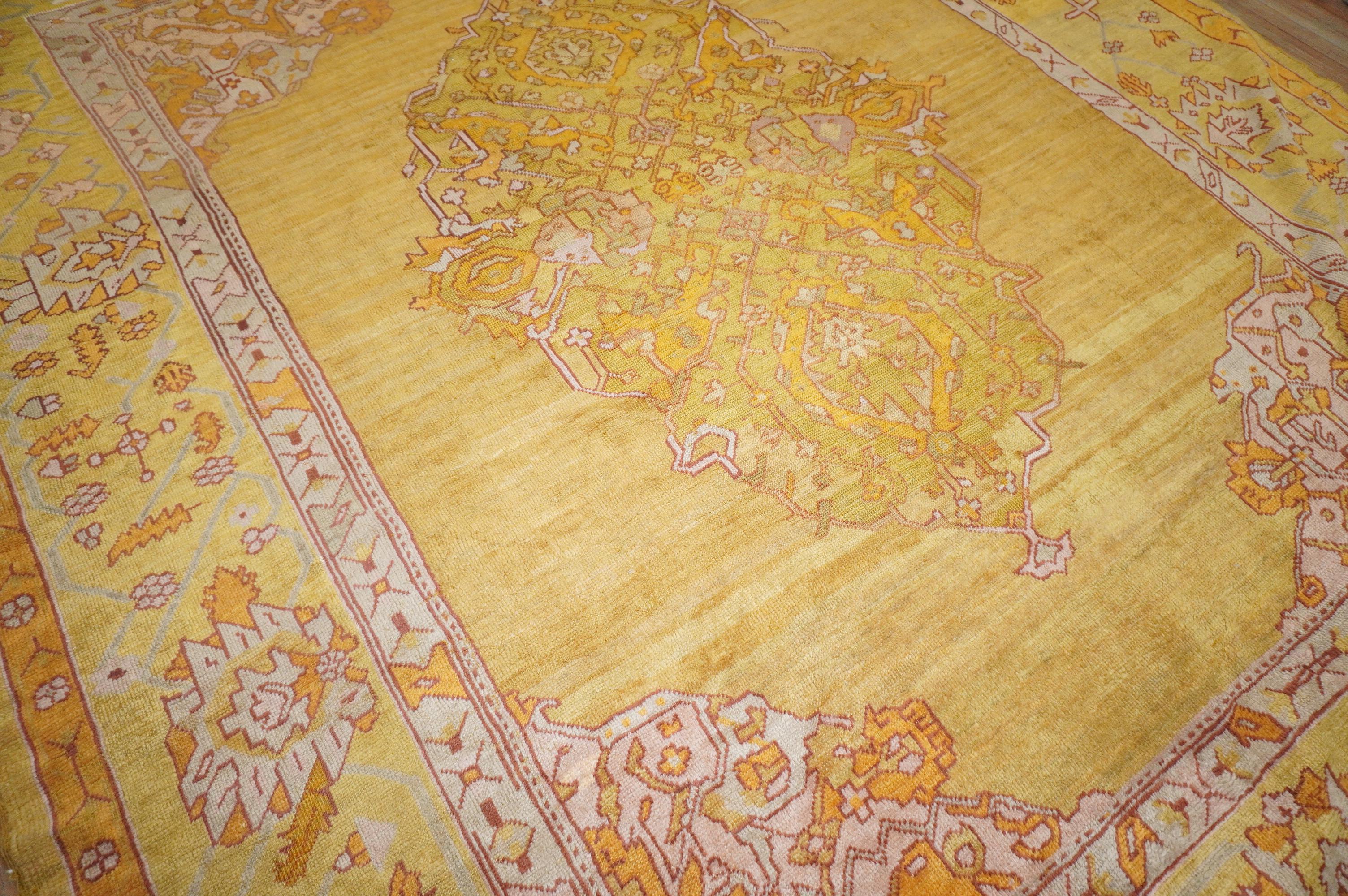 Early 20th Century Antique Oushak Rug For Sale