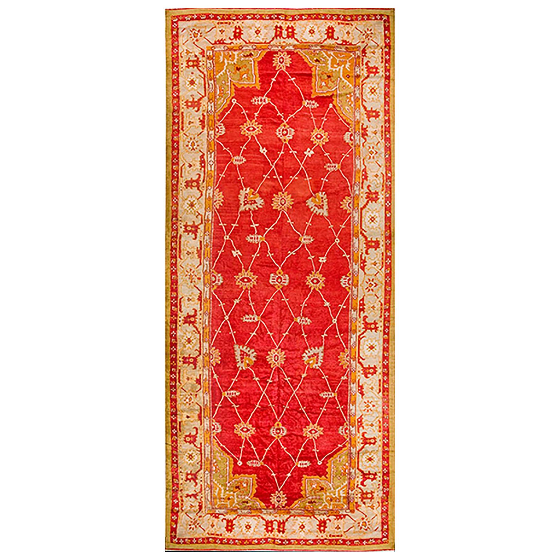 Early 20th Century Turkish Oushak Carpet  ( 9' x 21'5" - 275 x 653 ) For Sale