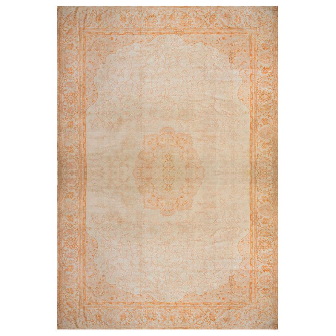 Tapis antique Oushak