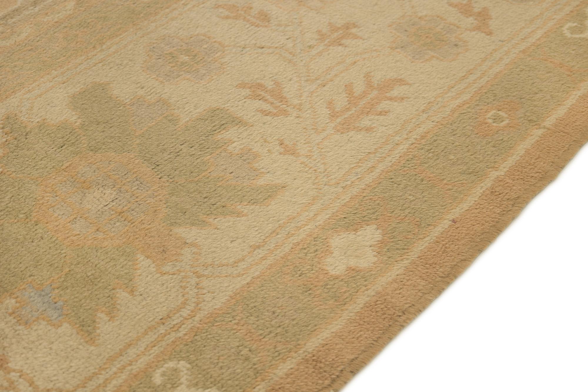 Tappeto antico Oushak, annodato a mano, 11x10.2 ft - Beige, sabbia e rosa sbiadito In condizioni buone in vendita a North Bergen, NJ