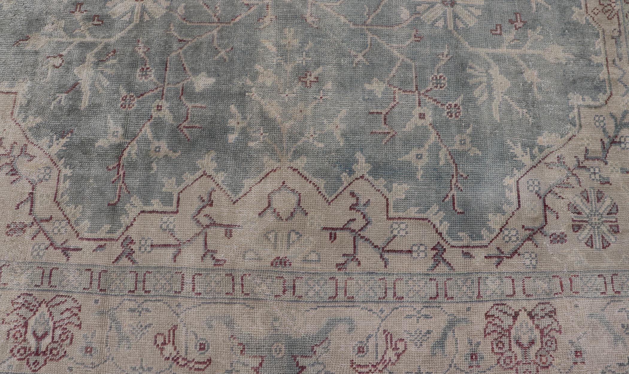 Antiker Oushak-Teppich in Hellgrau-Blau von Keivan Woven Arts 10'9 x 14'2 im Angebot 7