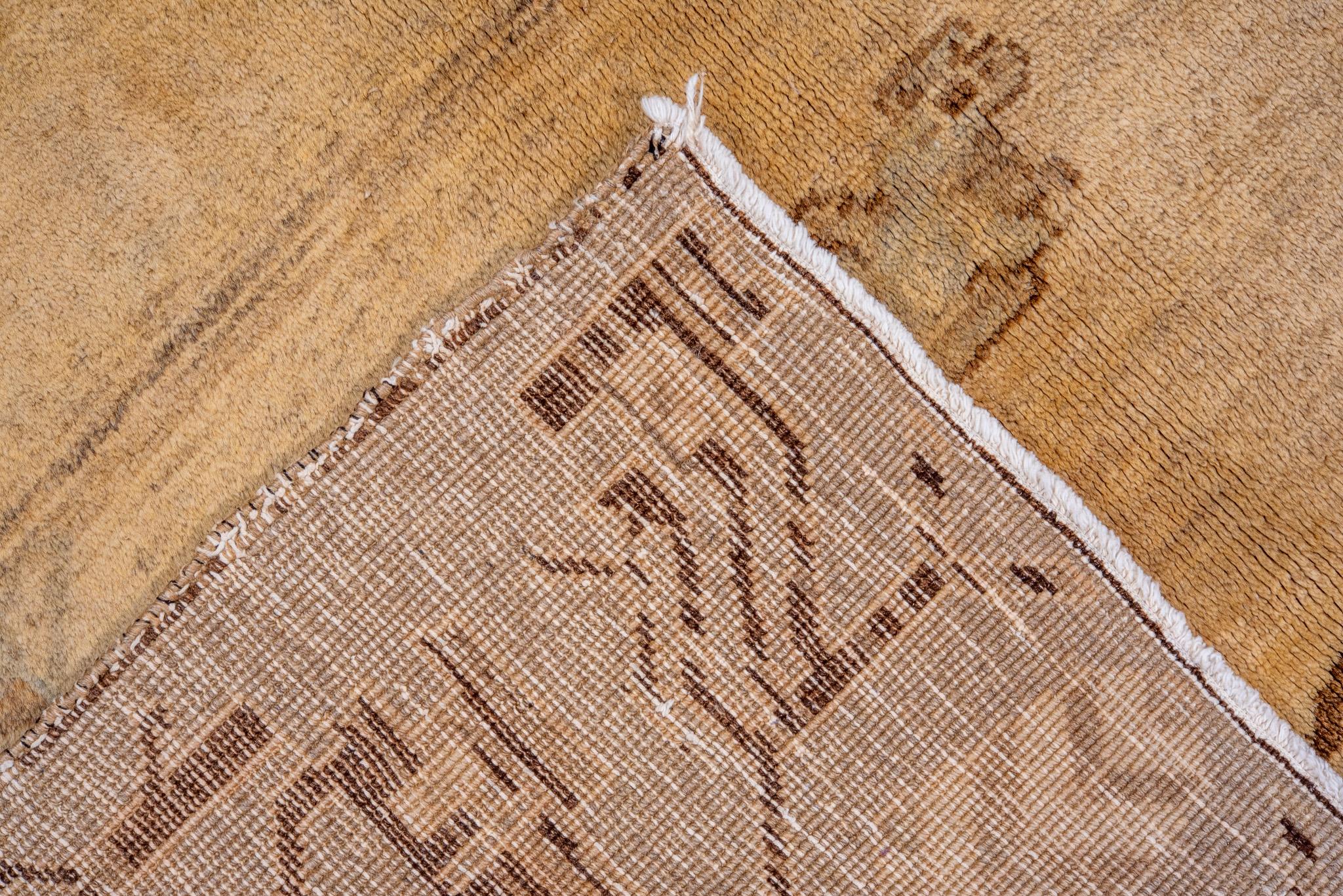 Turco Tappeto antico Oushak con medaglione geometrico in morbido beige e taupe in vendita