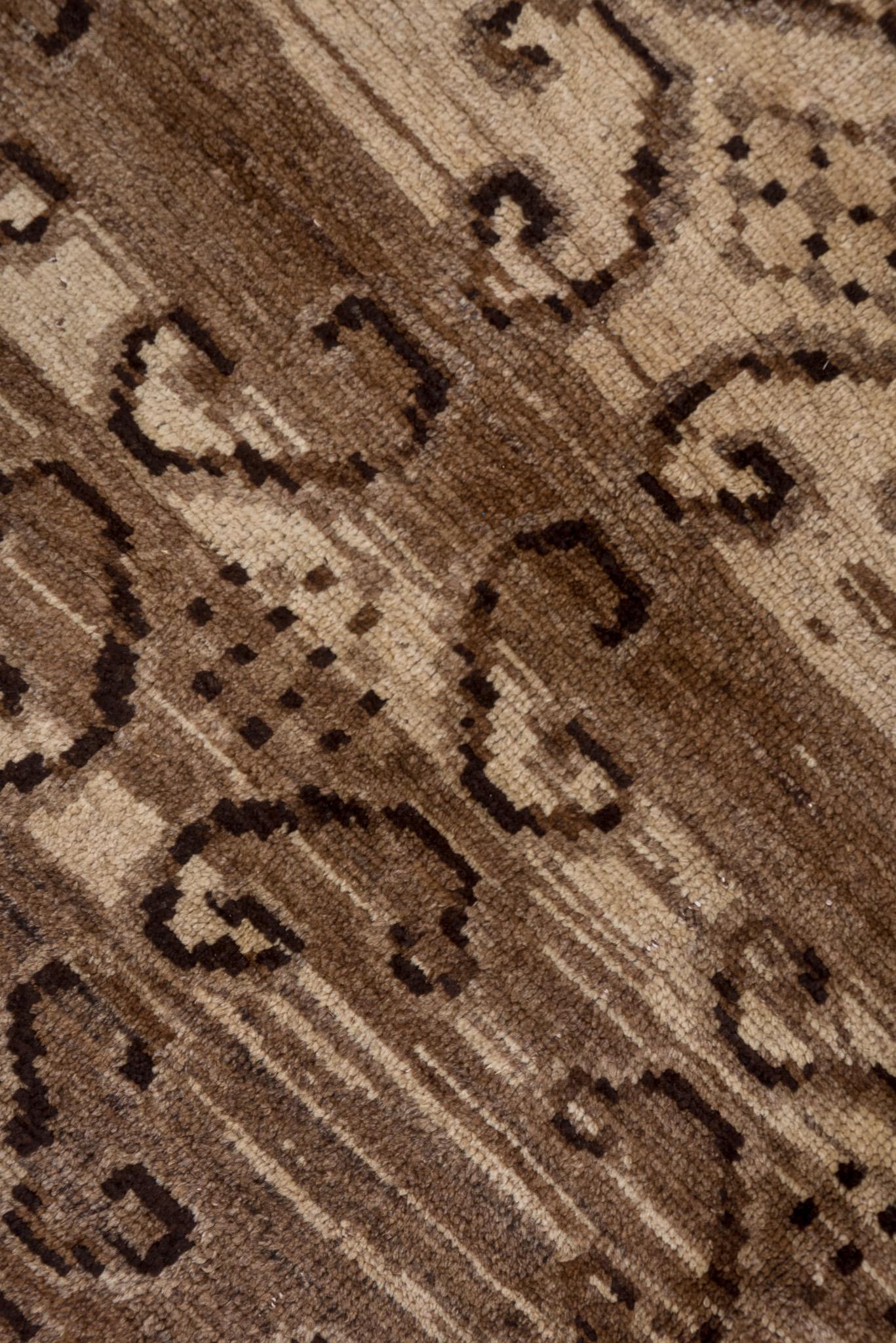 Antiker Oushak-Teppich mit subtilen Blumenmuster in Beige und Taupe im Zustand „Hervorragend“ im Angebot in New York, NY