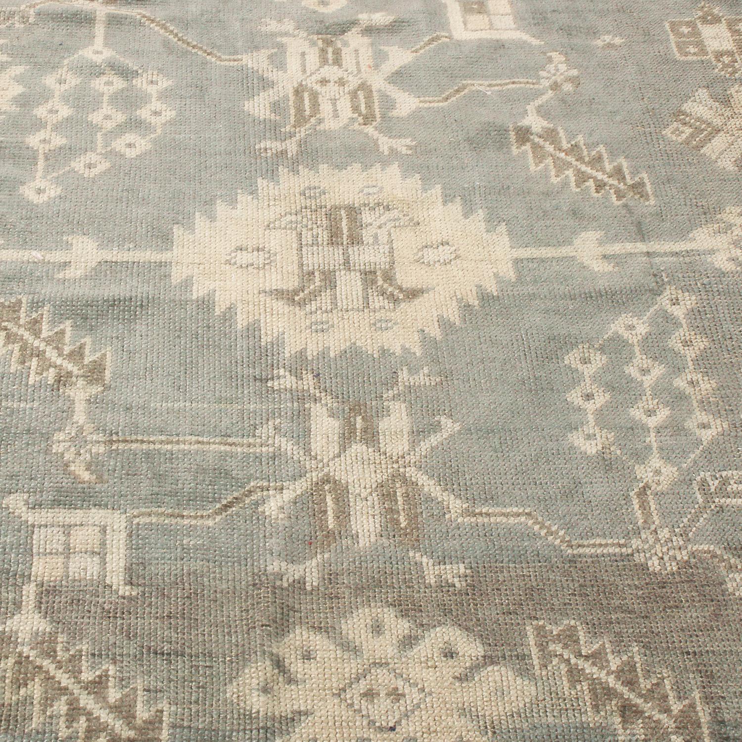 Antique Oushak Stone Blue and Tan Wool Rug In Good Condition In Long Island City, NY