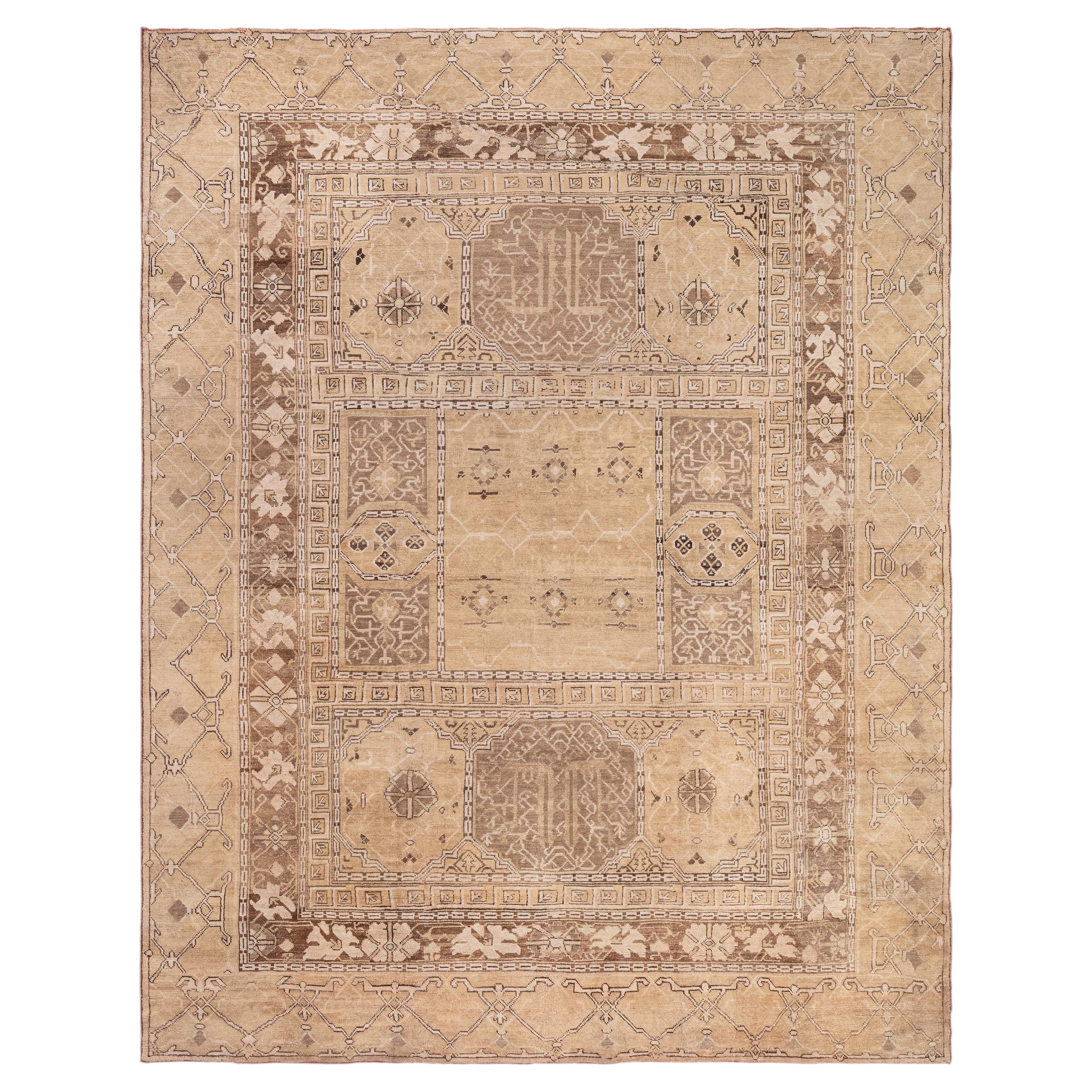 Antique Oushak Turkish Medallion Tan Rug - c. 1900 Architectural For Sale
