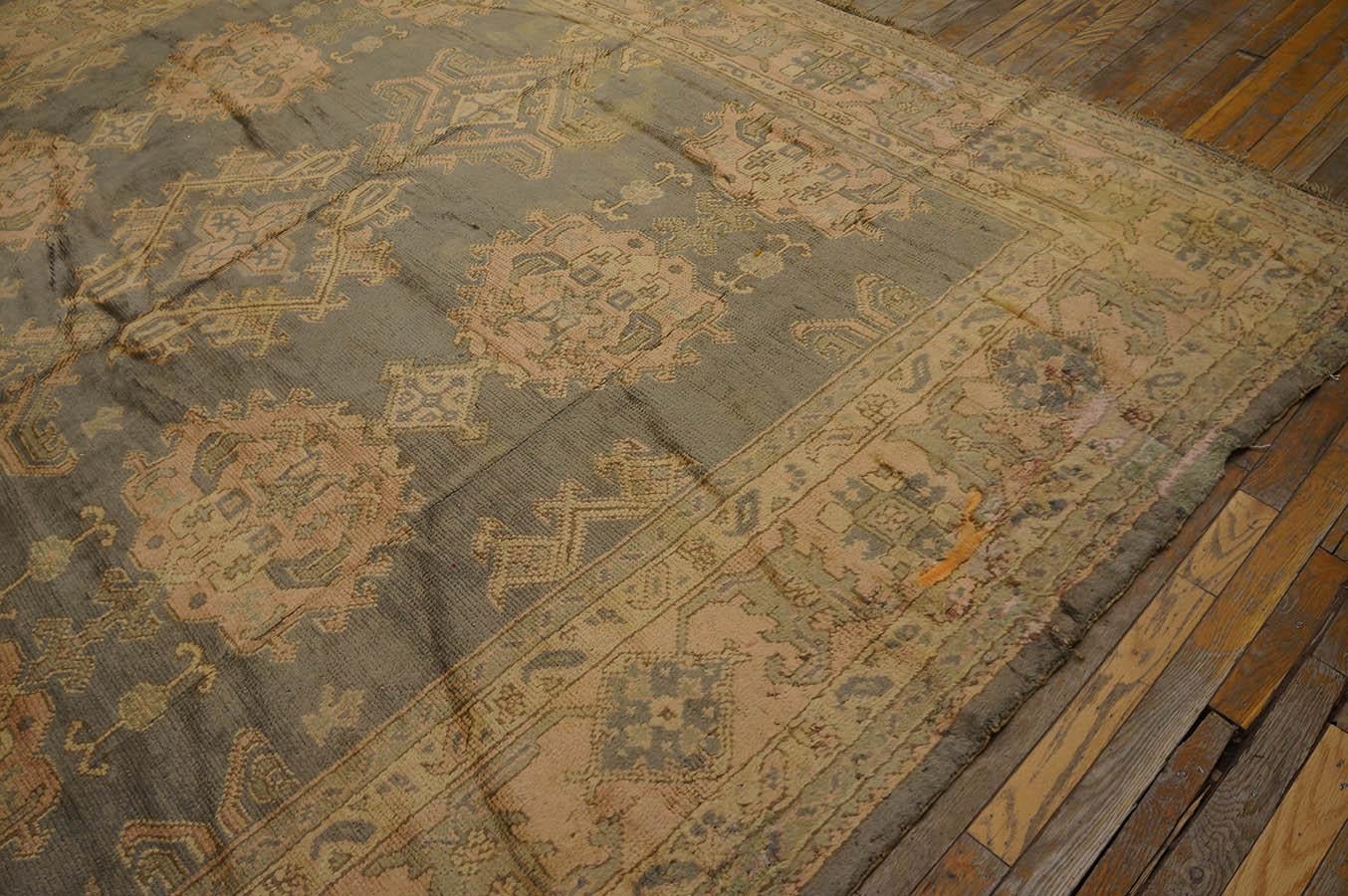 Early 20th Century Turkish Oushak Carpet ( 10' x 12'1'' - 305 x 368 ) For Sale 2