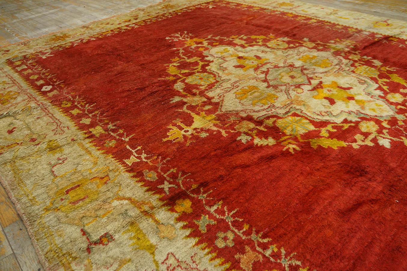 Late 19th Century Turkish Angora Oushak Carpet ( 7' 6'' x 10' - 230 x 305 cm )  For Sale 3