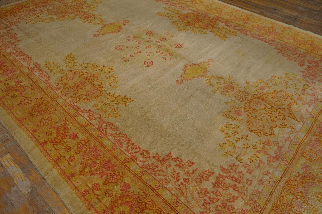 Oushak Early 20th Century Turkish Carpet ( 8'3
