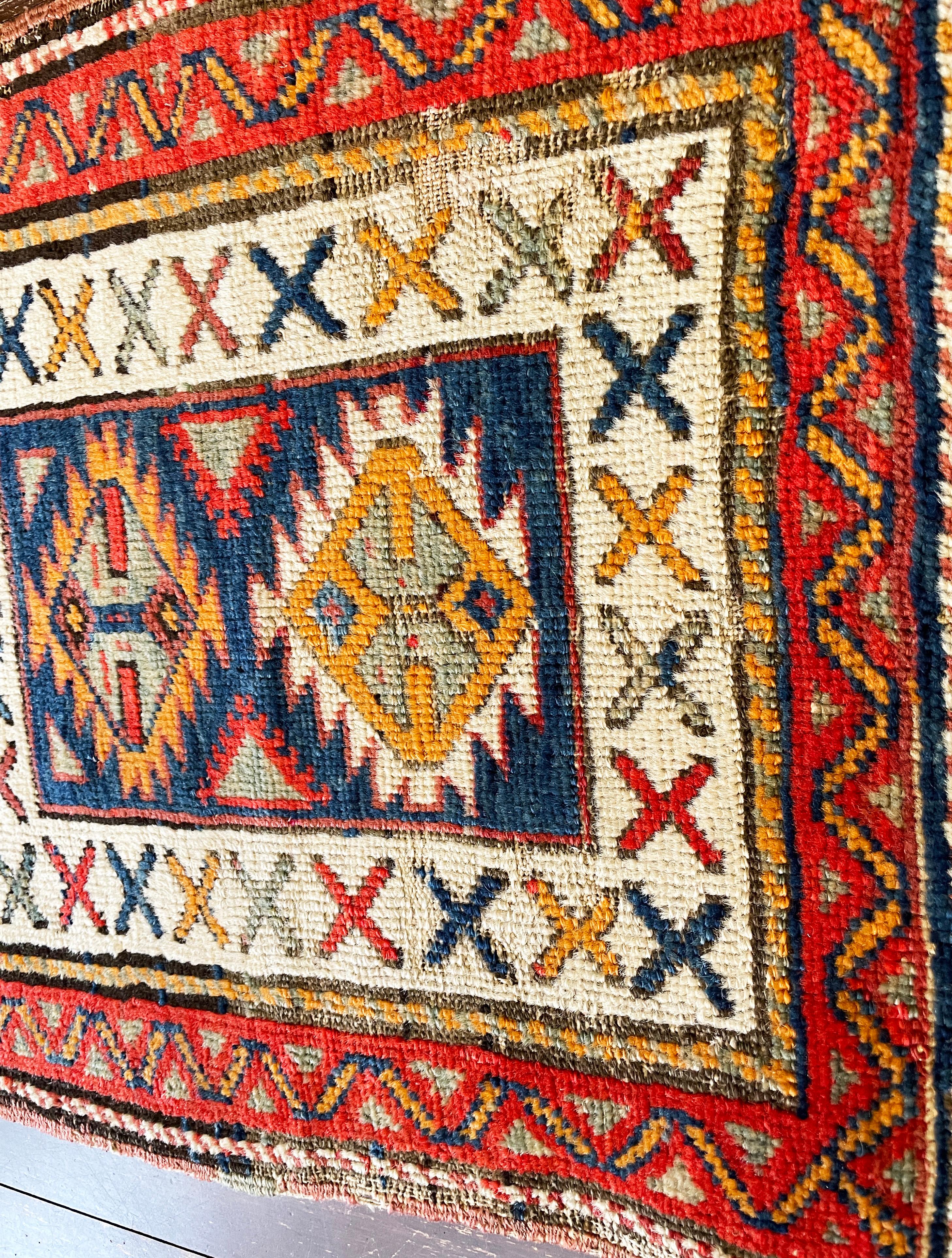 Antiker Oushak Yastik- anatolischer Teppich, wie er ist (Wolle) im Angebot