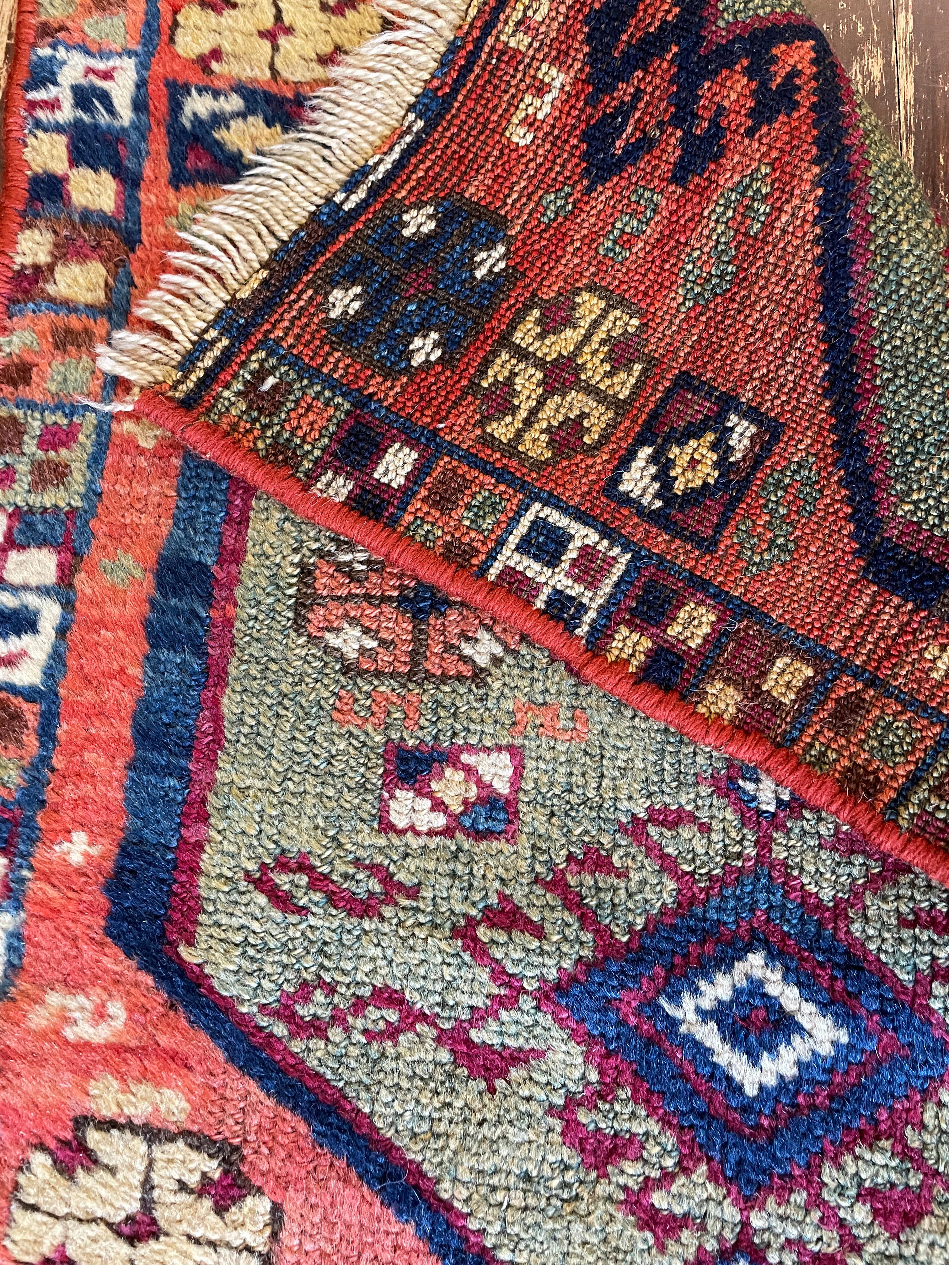Antique Oushak Yastik Anatolian Rug In Good Condition For Sale In Evanston, IL