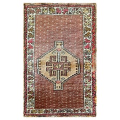 Antique Oushak Yastik Anatolian Rug, The Starts
