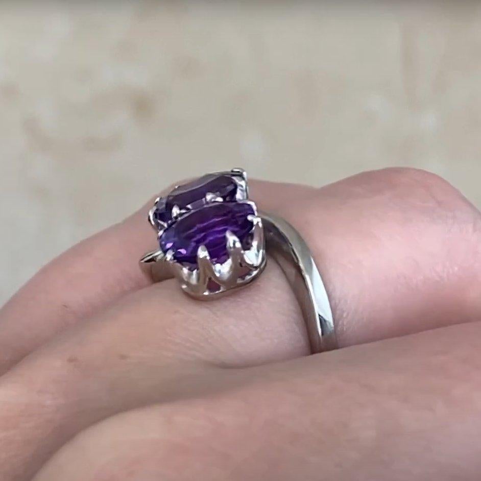 Women's Antique Oval Amethyst (Approx 2.30-Carats) Ring, Platinum For Sale