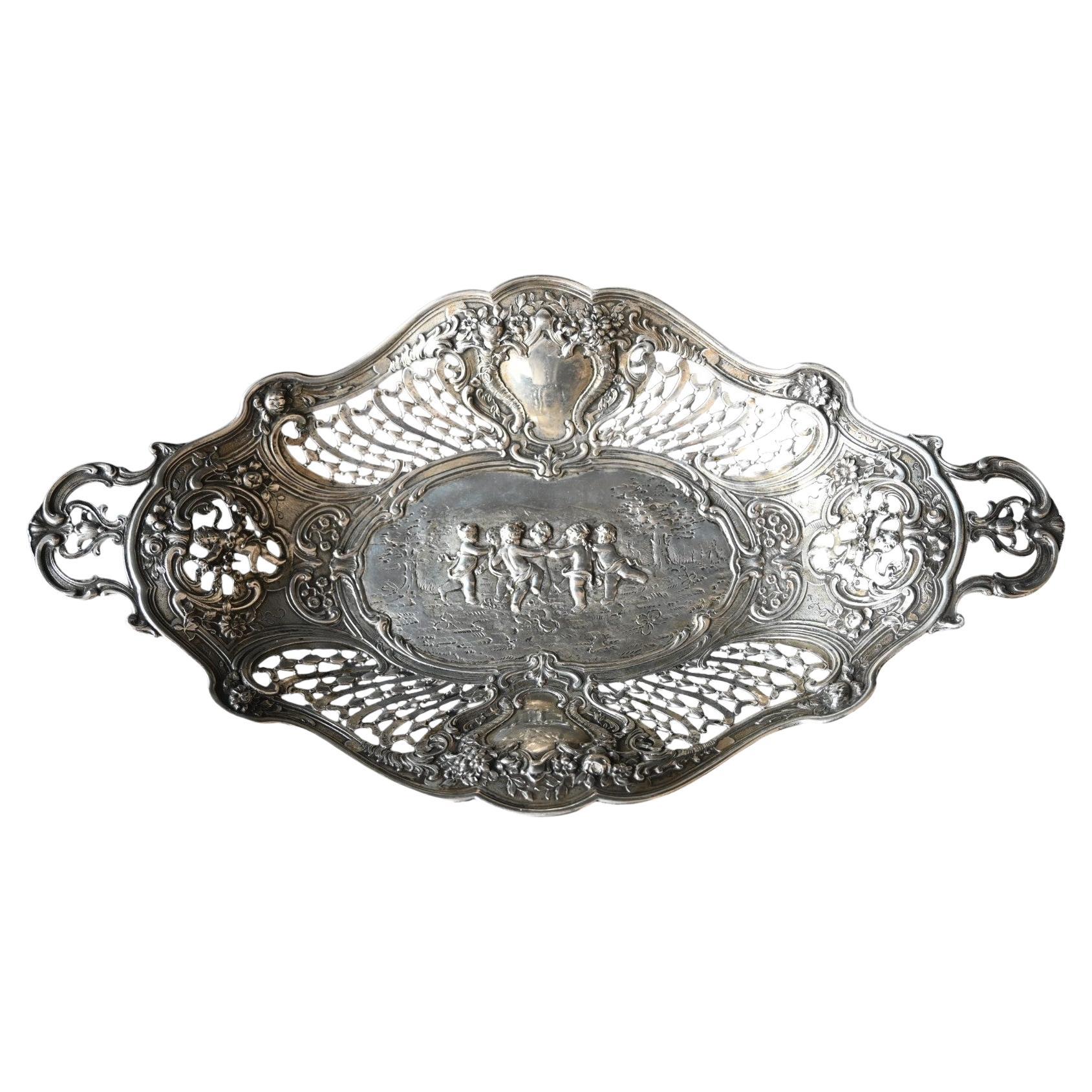 Antique Oval Basket In Solid Silver, Late 19th Century en vente
