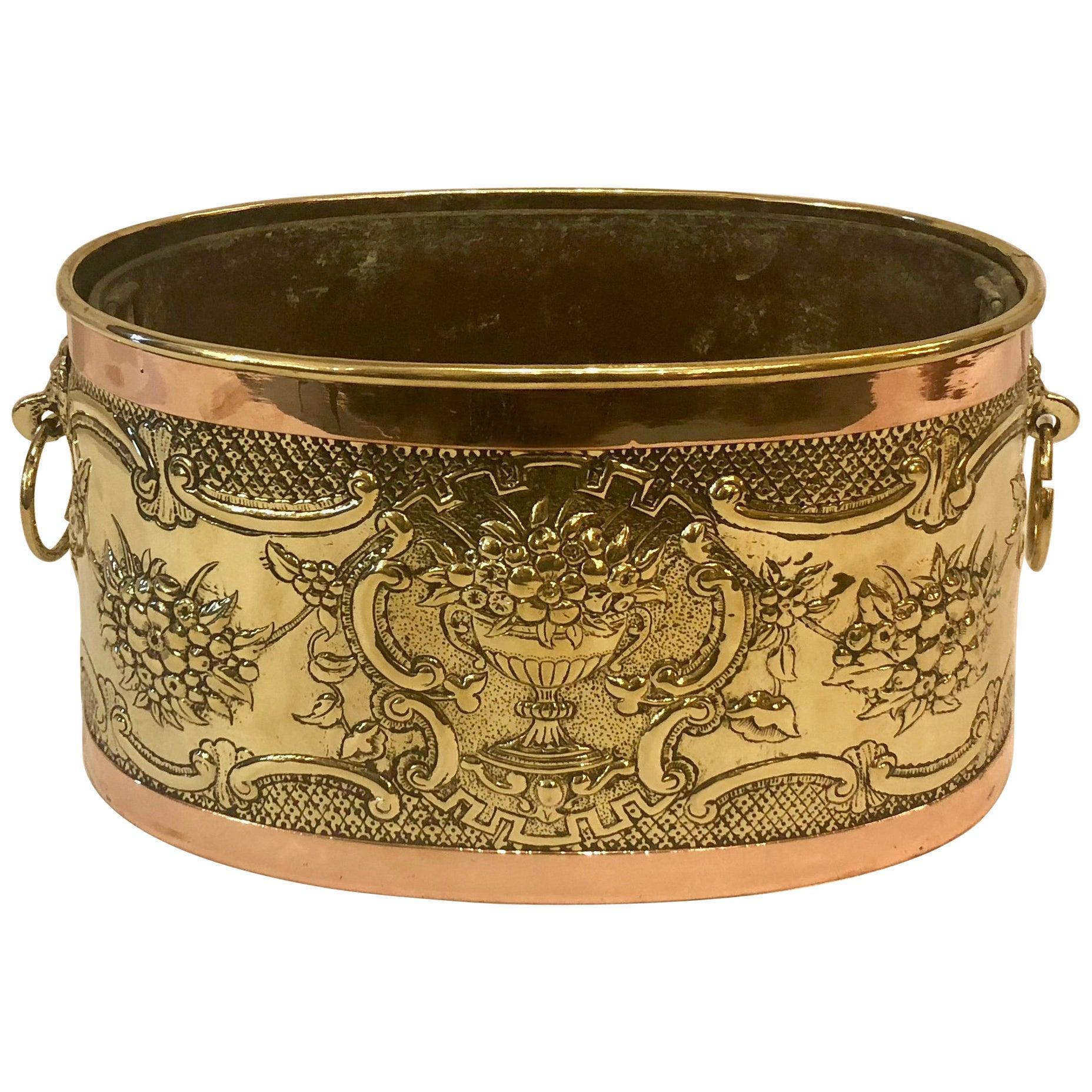 English Antique Oval Brass and Copper Jardinière For Sale