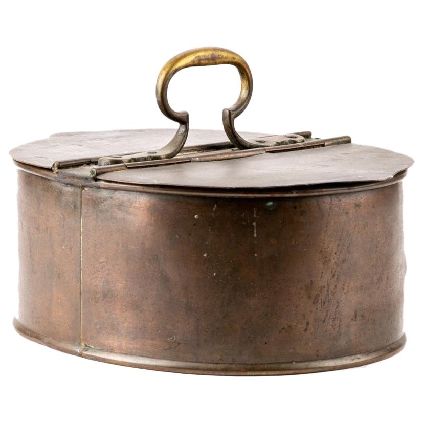 Antiker ovaler Aufbewahrungsbehälter aus Kupfer