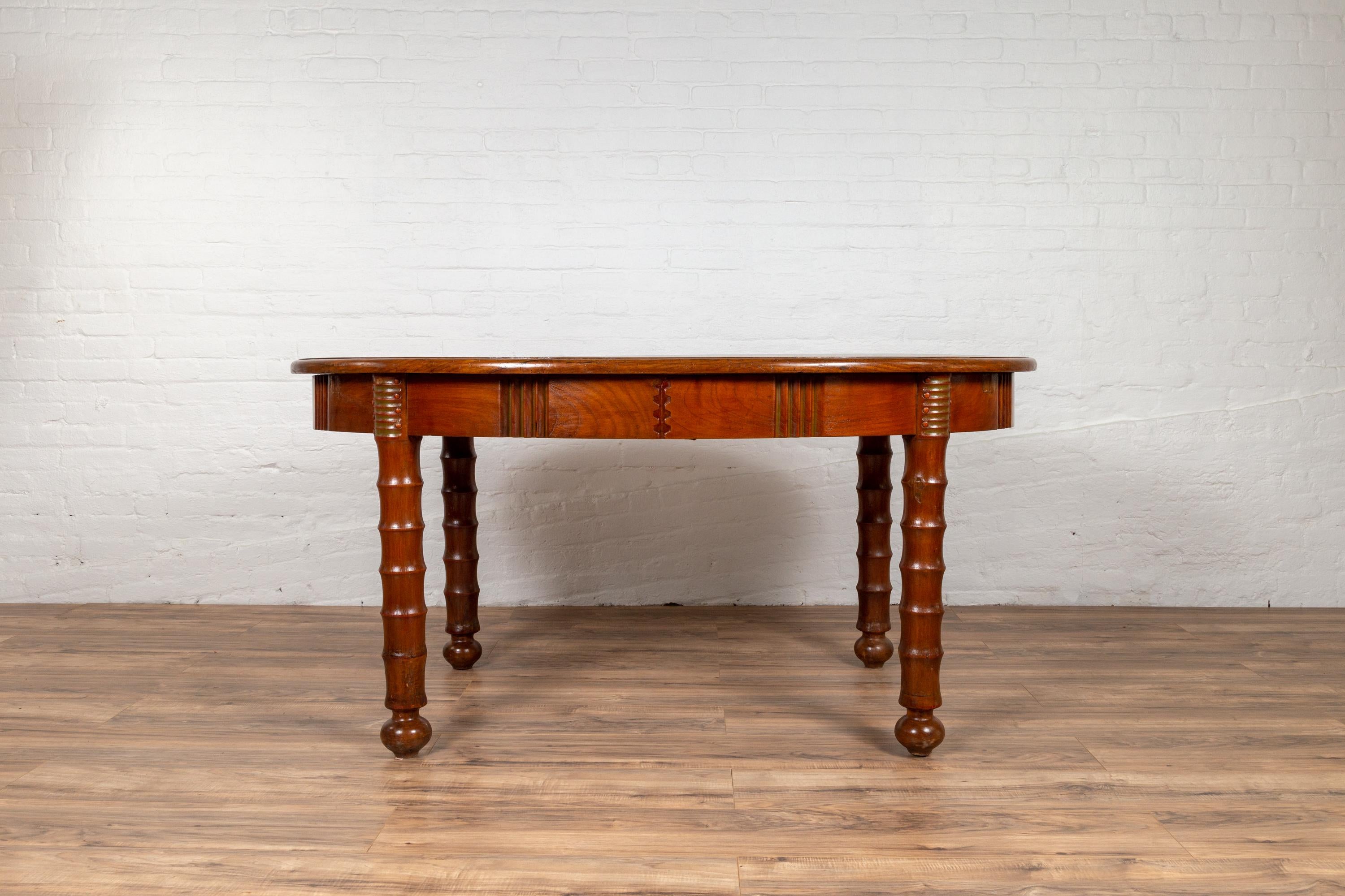 dining table with spindle legs