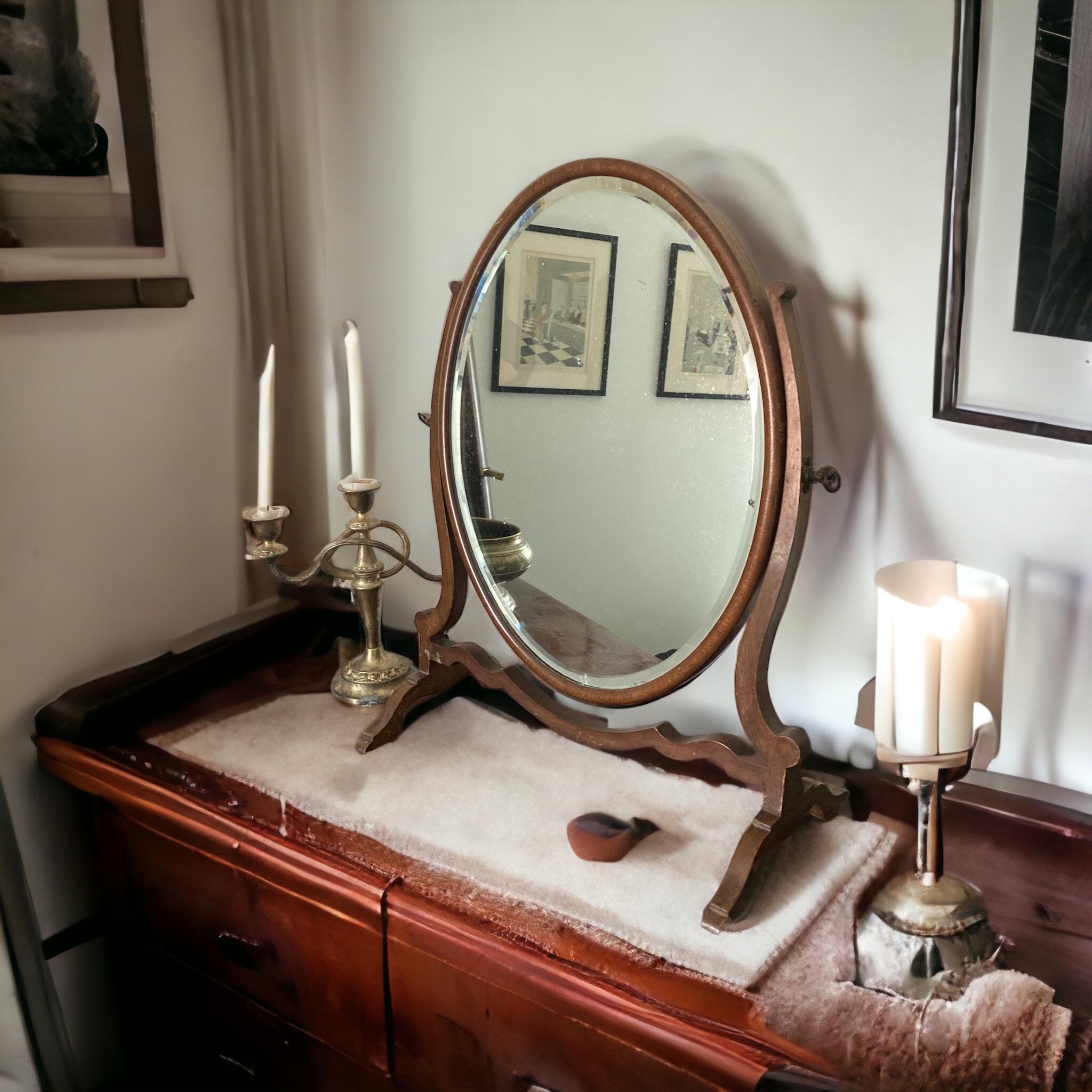 Antique Oval Dressing Mirror late 19th Century Victorian In Good Condition In Bishop's Stortford, GB