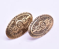 Antique Oval Engraved 18 Karat Cufflinks, circa 1840