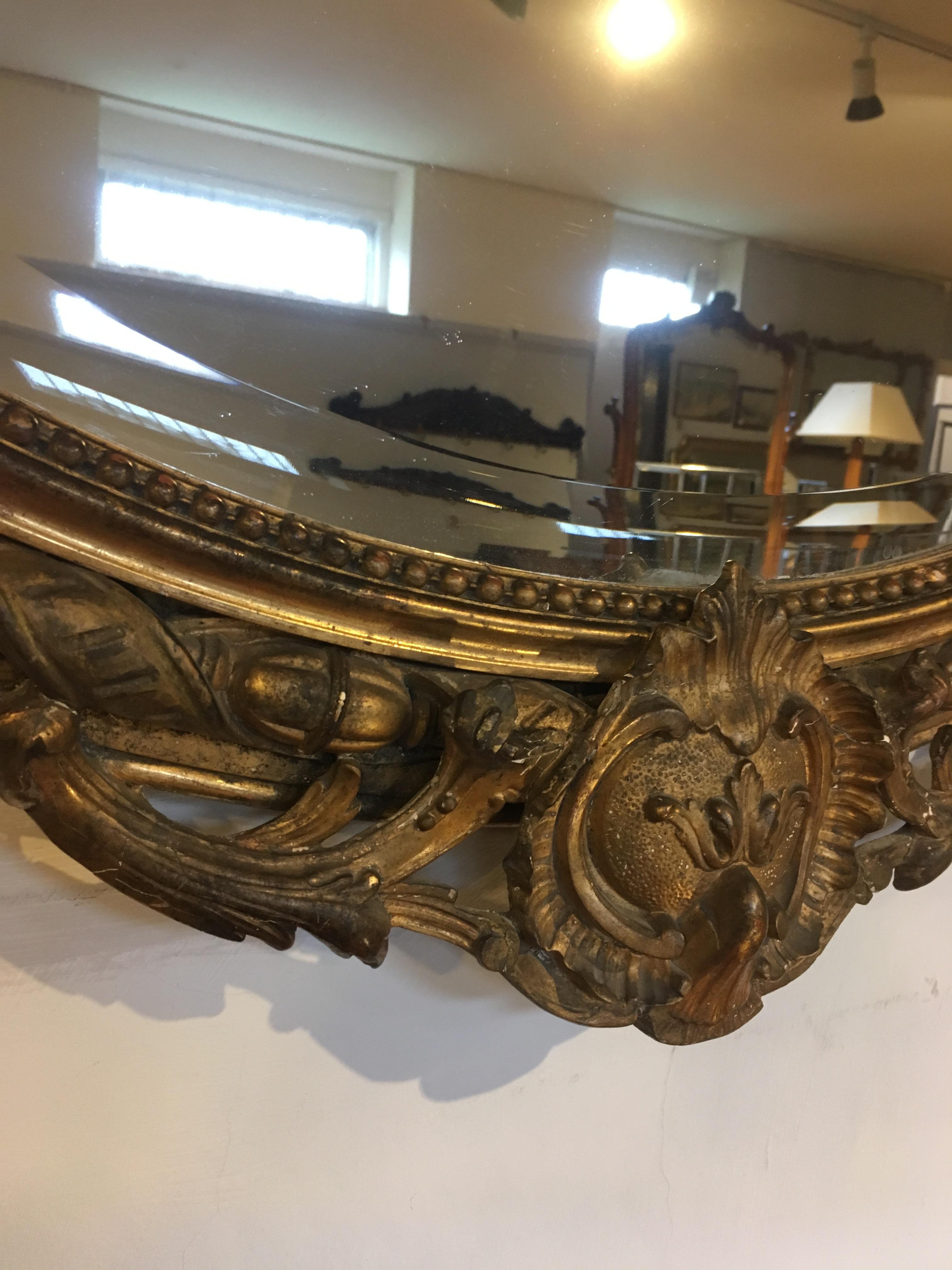 Wonderful late 19th century oval gilt mirror with original bevelled glass & pine back boards 

Dating to around the 1890s 


Measures: Height 40 inches or 102 cms 

Width 38 inches or 97 cms.