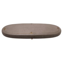 Boîte ancienne pour collier ou bracelet de forme ovale