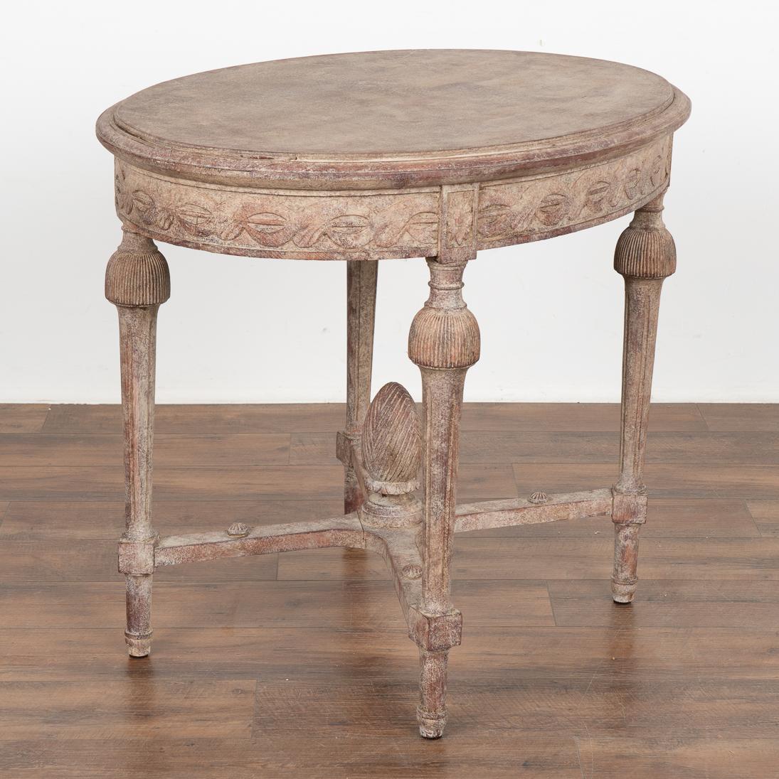 Antique Oval Painted Side Table, Sweden circa 1850-70 For Sale 6