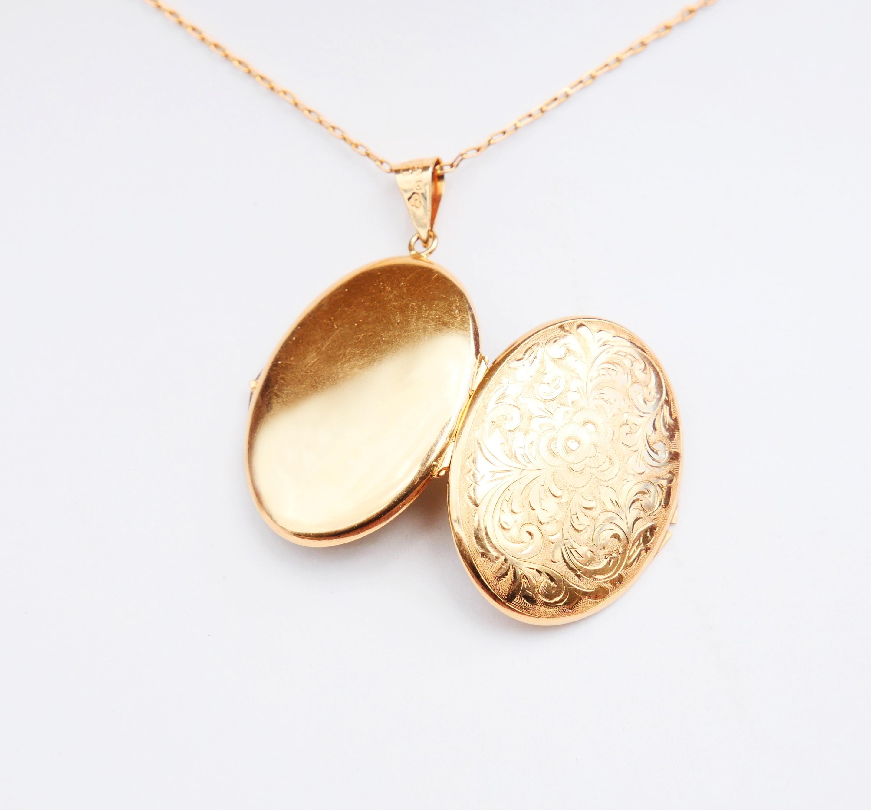 Antique oval Picture Locket Pendant solid 18K Yellow Gold / 6gr 1