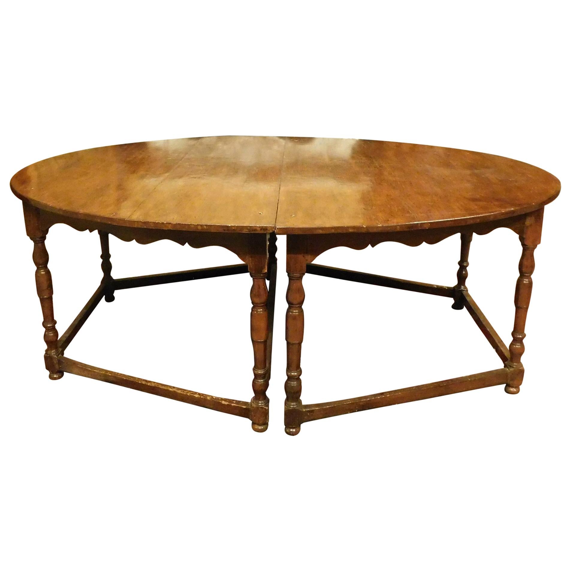 Antique Oval Table in Beechwood, Divisible 2 Half-Moons with 8 Legs, 1600, Italy