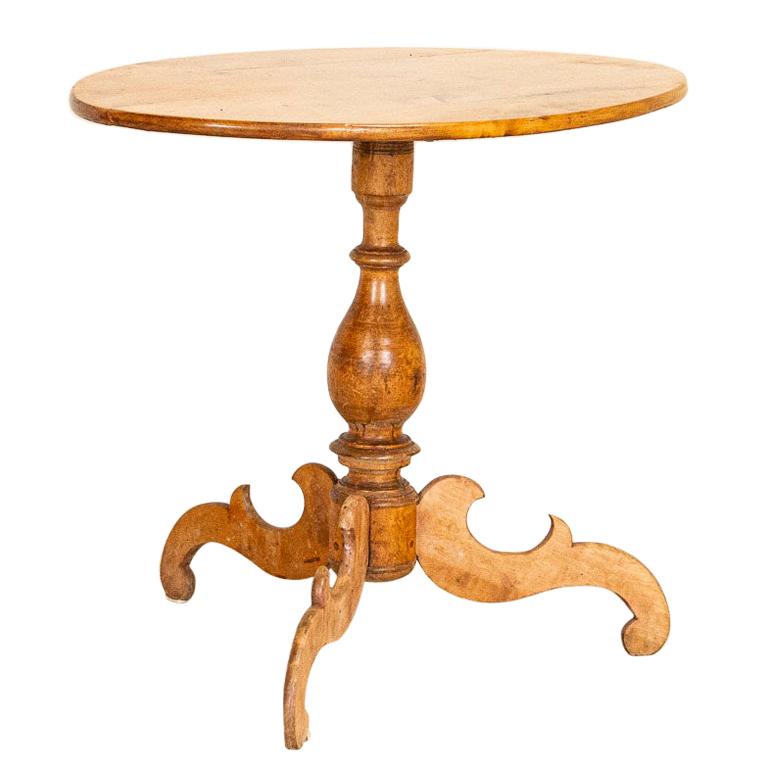 Antique Oval Tea or Pedestal Side Table, Sweden at 1stDibs