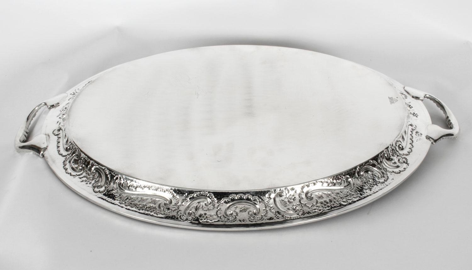 Antique Oval Victorian Silver Plated Tray by Mappin & Webb, 19th Century 10