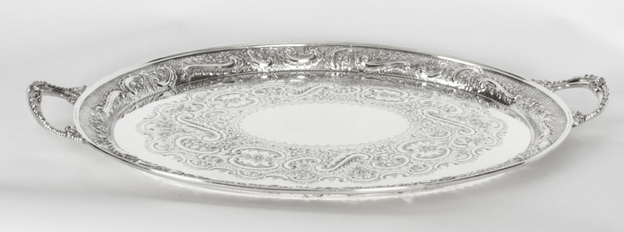 English Antique Oval Victorian Silver Plated Tray by Mappin & Webb, 19th Century