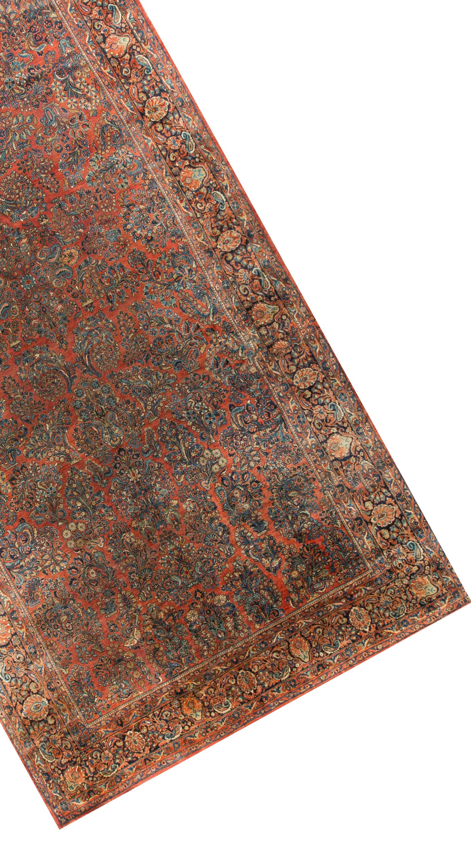 Antiker übergroßer persischer Sarouk-Teppich in Übergröße, um 1900 10' x 21'6 (Handgewebt) im Angebot