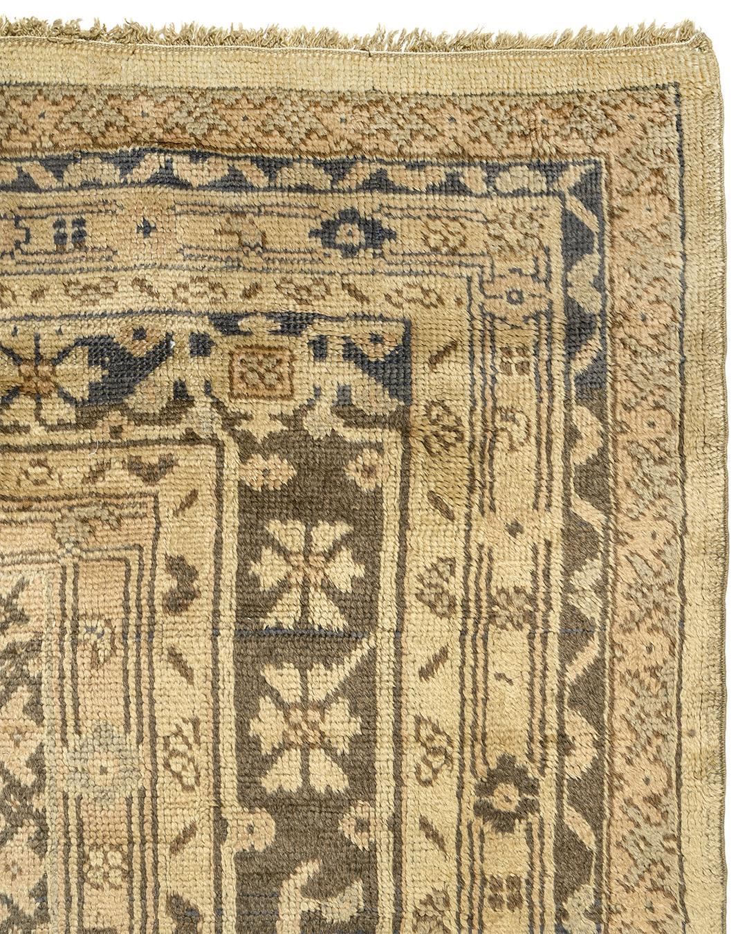 Antique Oversize Turkish Oushak Rug 13'5 x 18'8 In Good Condition For Sale In New York, NY