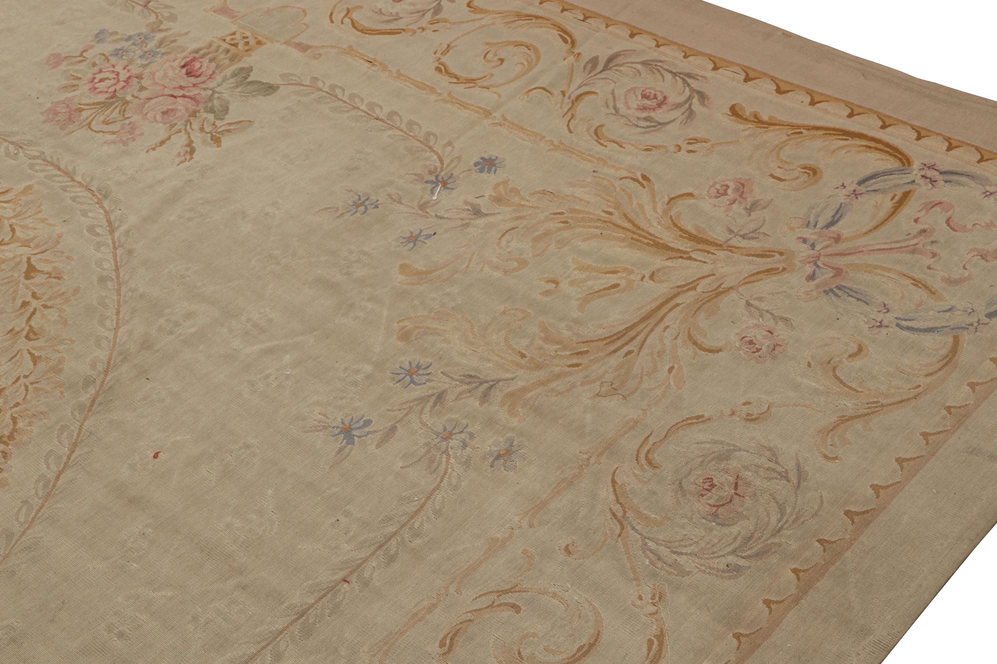 Antique Oversized Aubusson Flatweave Runner in Taupe In Good Condition For Sale In Long Island City, NY