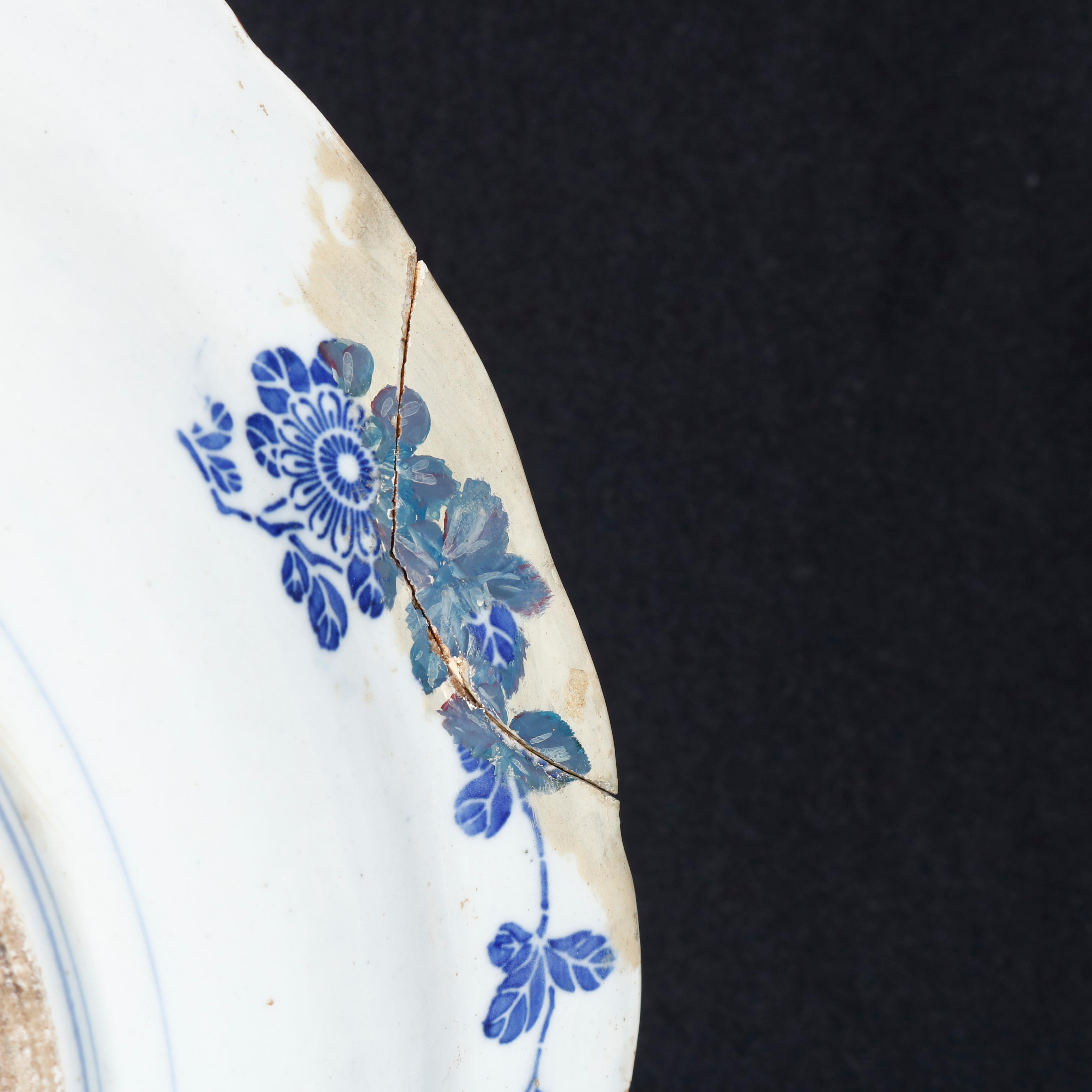 Fired Antique Oversized Japanese Meiji Imari Porcelain Charger, 19th Century