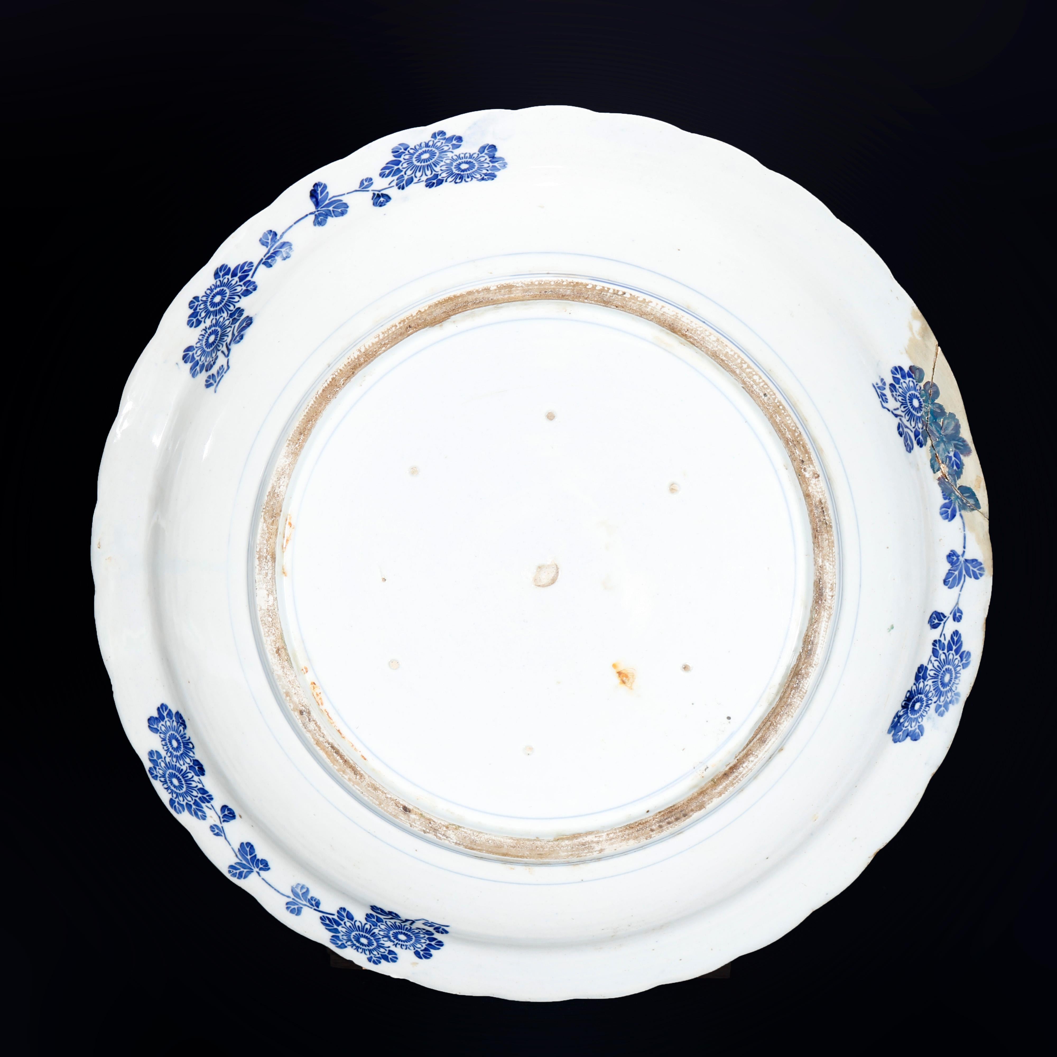 Antique Oversized Japanese Meiji Imari Porcelain Charger, 19th Century In Good Condition In Big Flats, NY