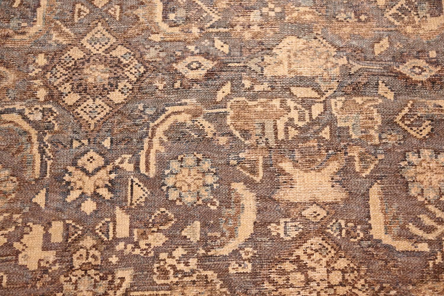 20th Century Antique Oversized Persian Malayer Carpet. 13 ft 6 in x 25 ft 9 in For Sale