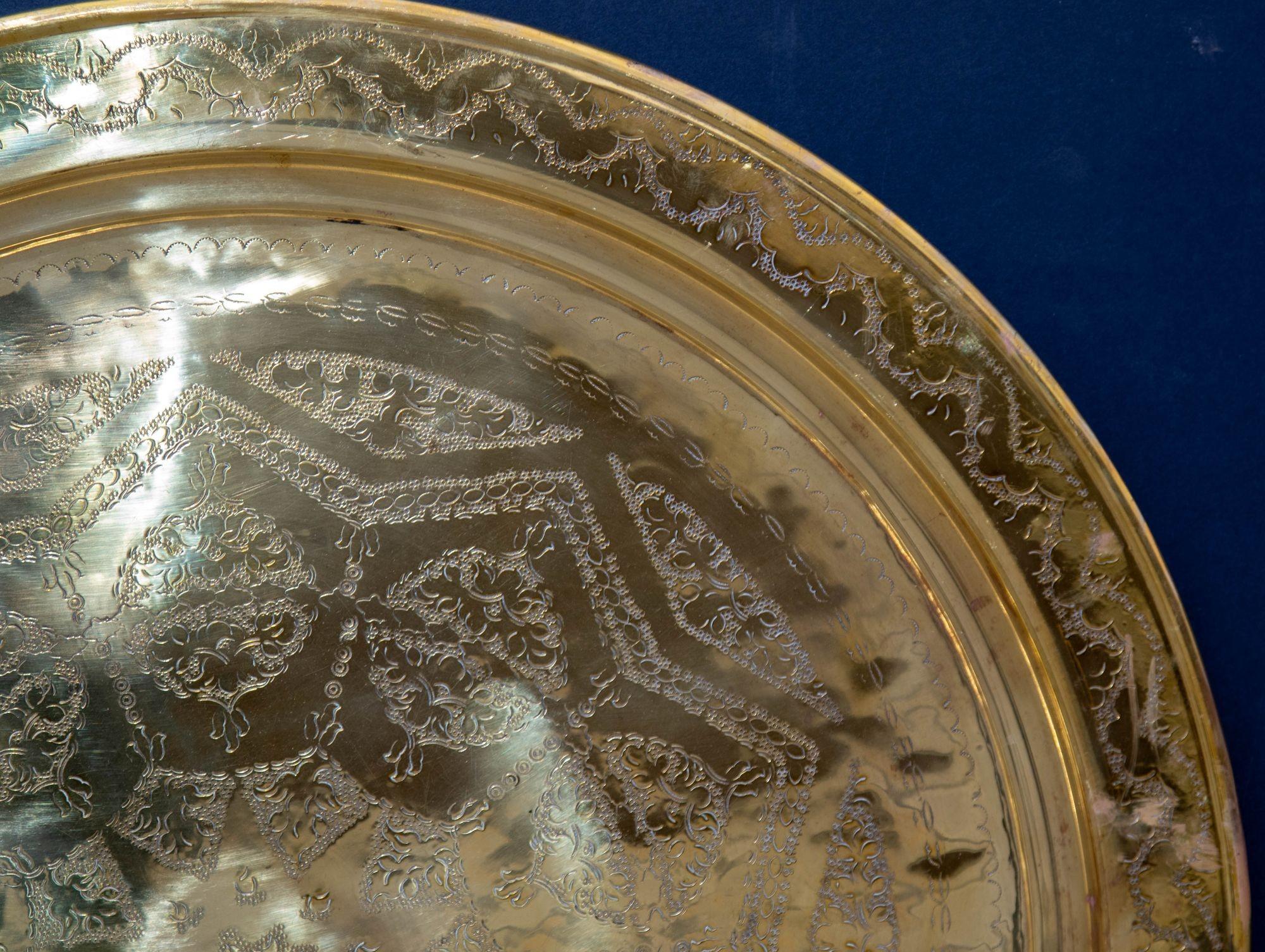Islamic Antique Oversized Round Moroccan Polished Brass Tray Platter 19th C. For Sale