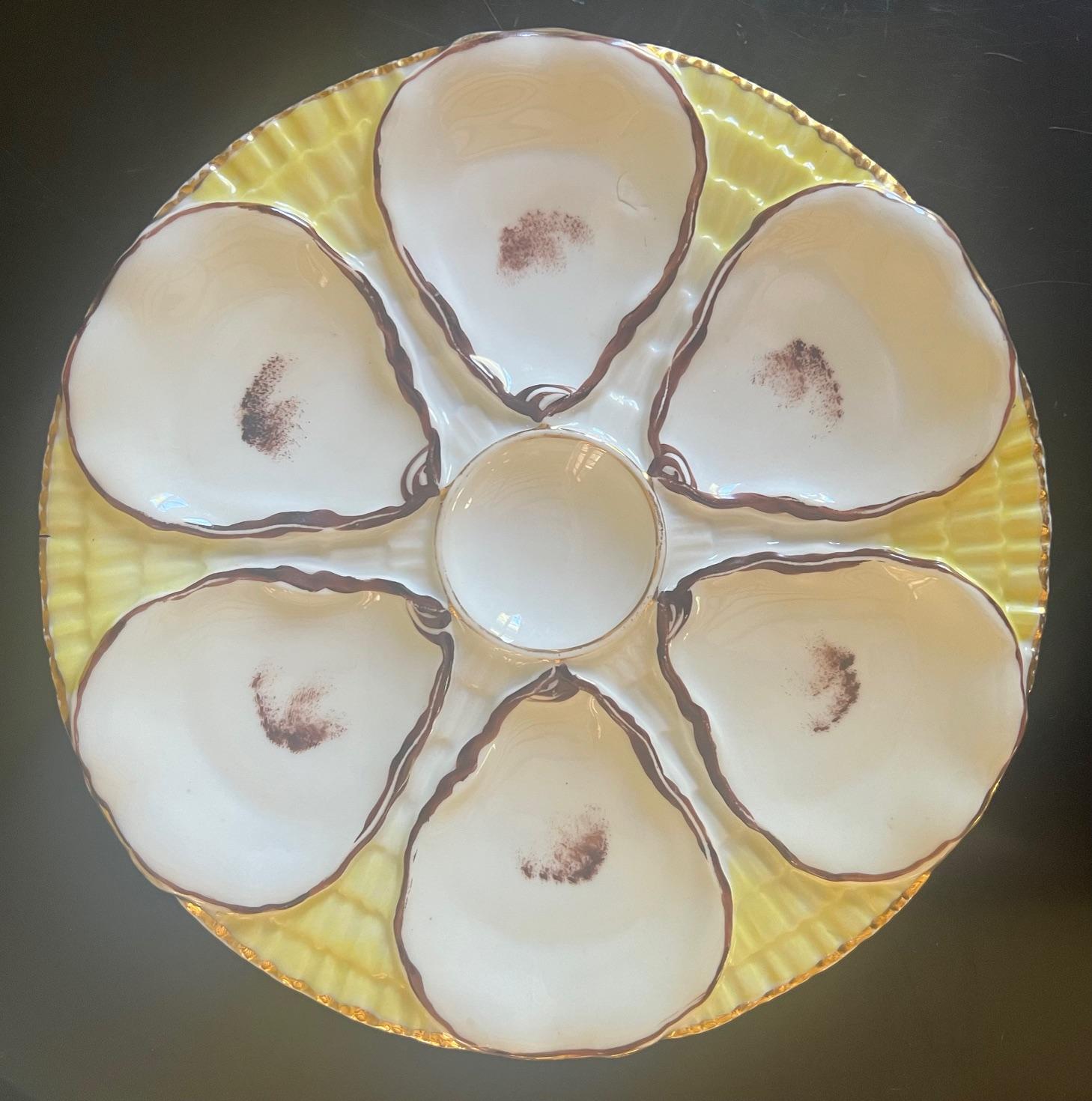 Antique Oyster Plate by Carl Tielsch In Good Condition For Sale In Ross, CA