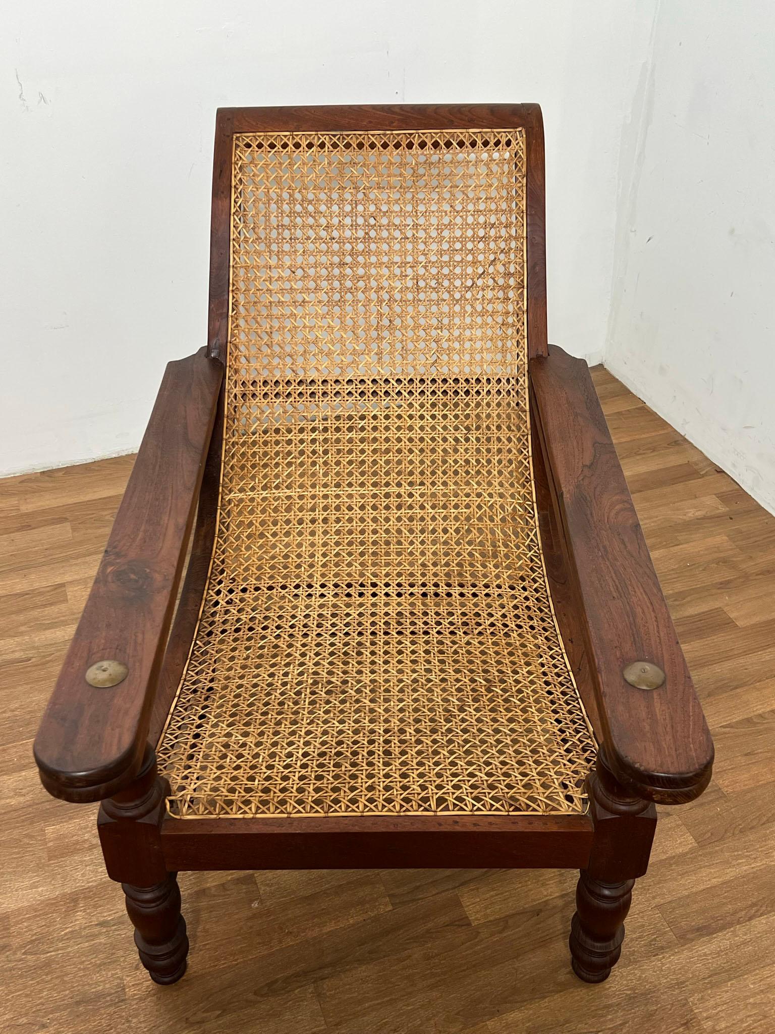 Antique Paddle Arm British Colonial Plantation Lounge Chair For Sale 1