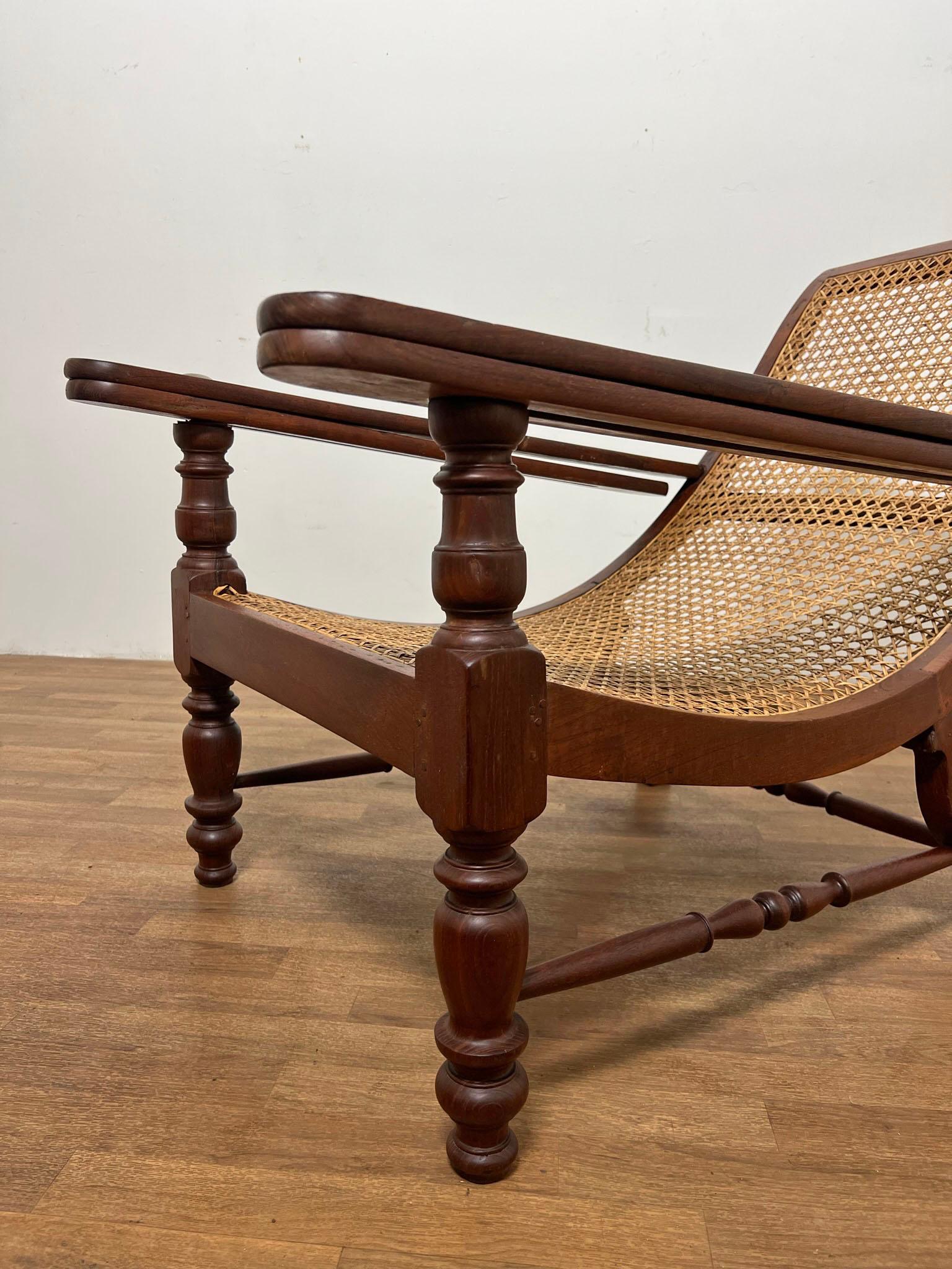 Antique Paddle Arm British Colonial Plantation Lounge Chair For Sale 2