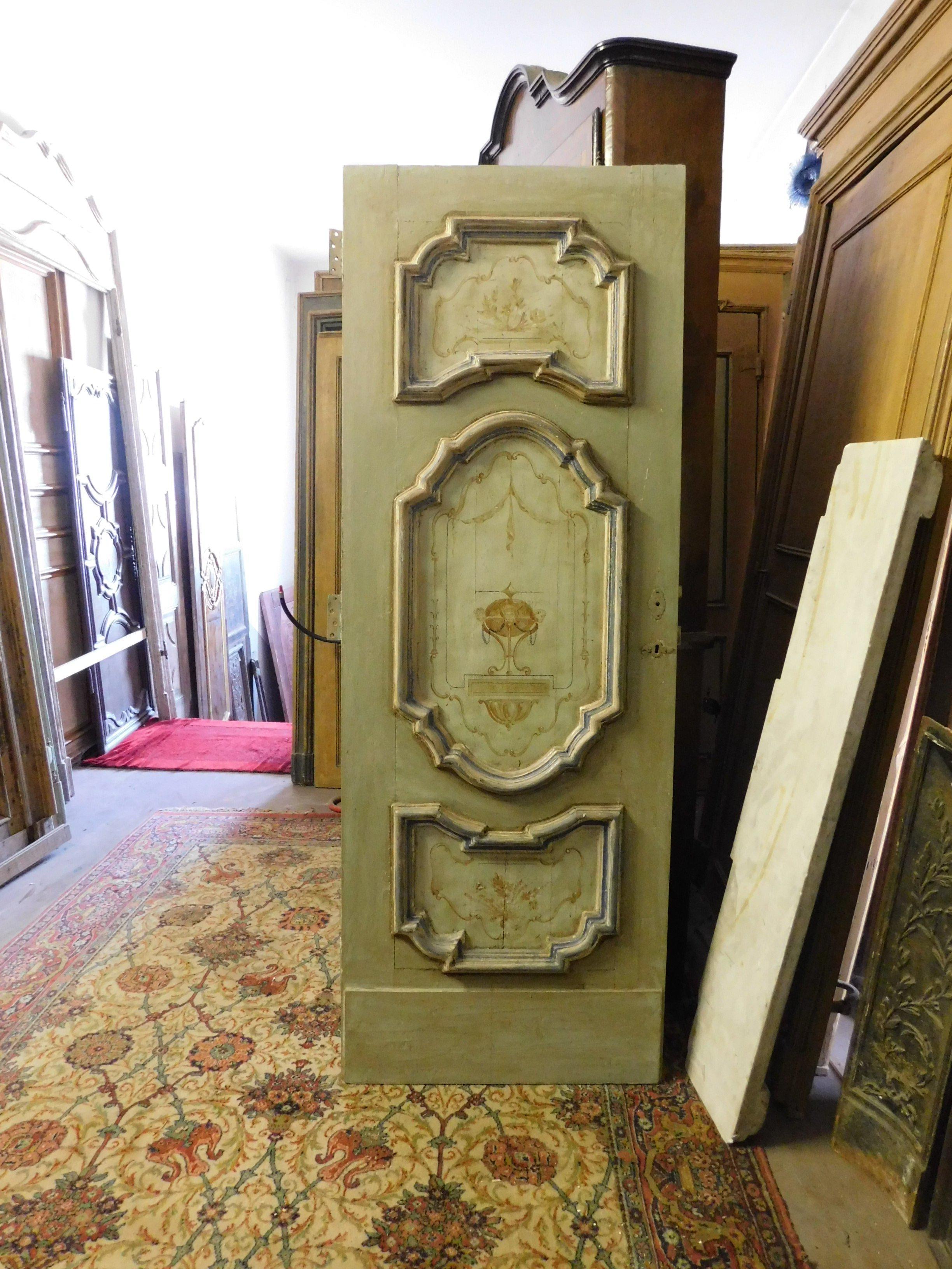 Antique Painted Baroque Door with Three Panels Lacquered, 18th Century, Italy 4