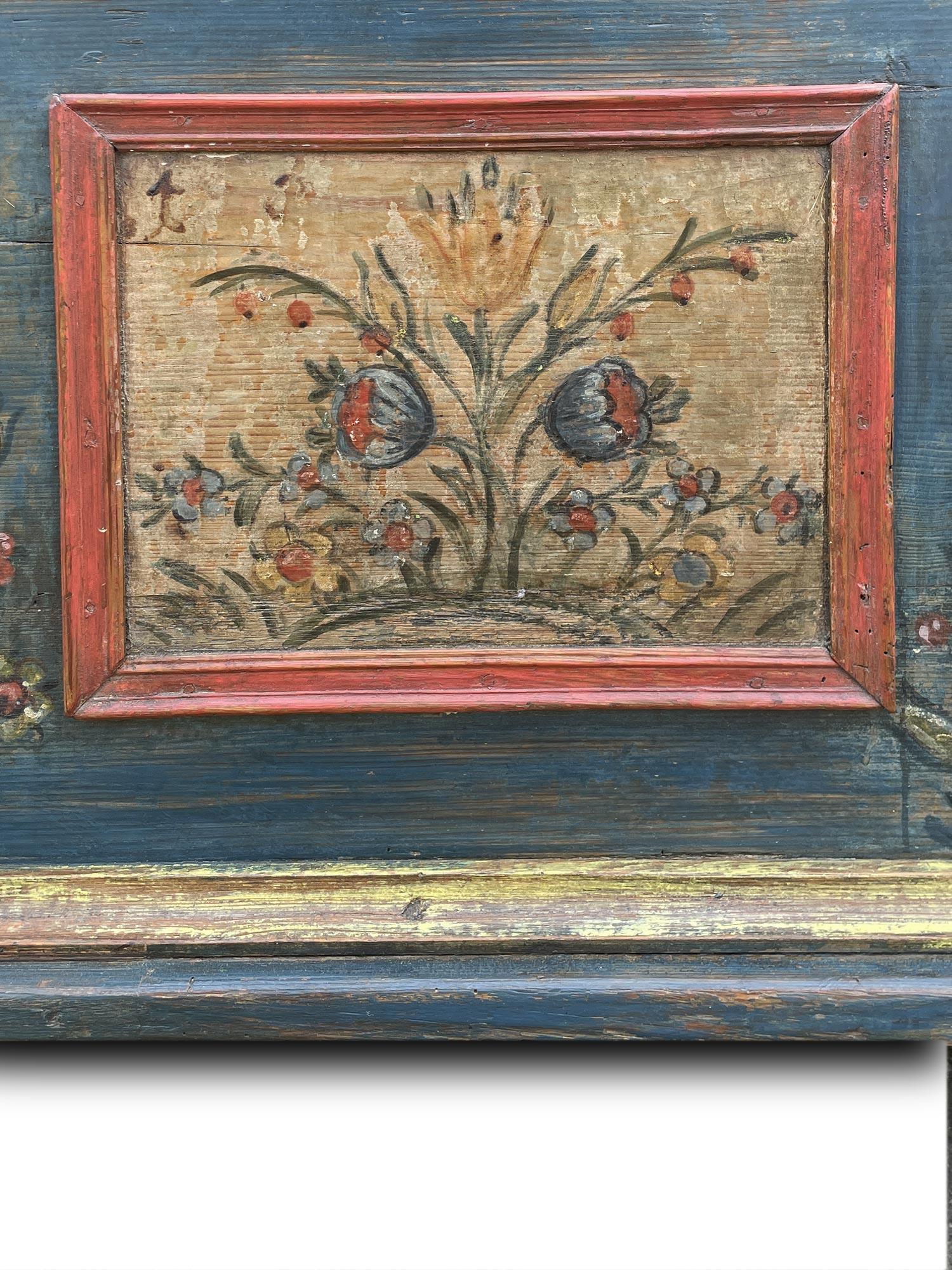Antique Painted Blanket Chest en venta 2
