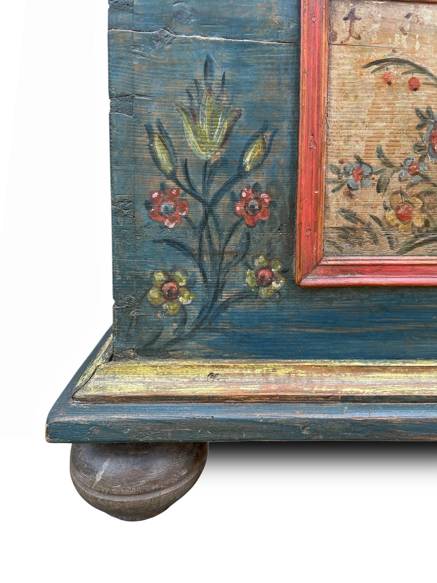 Antique Painted Blanket Chest en venta 3