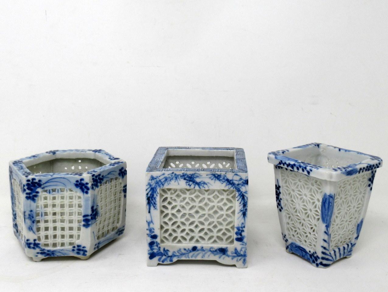 20th Century Antique Painted Blue White Japanese Chinese Reticulated Hexagonal Porcelain Vase