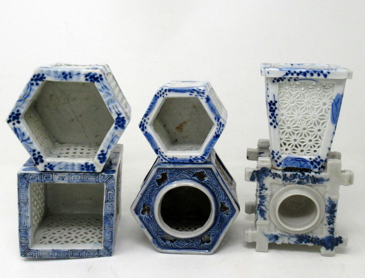 Antique Painted Blue White Japanese Chinese Reticulated Hexagonal Porcelain Vase 1